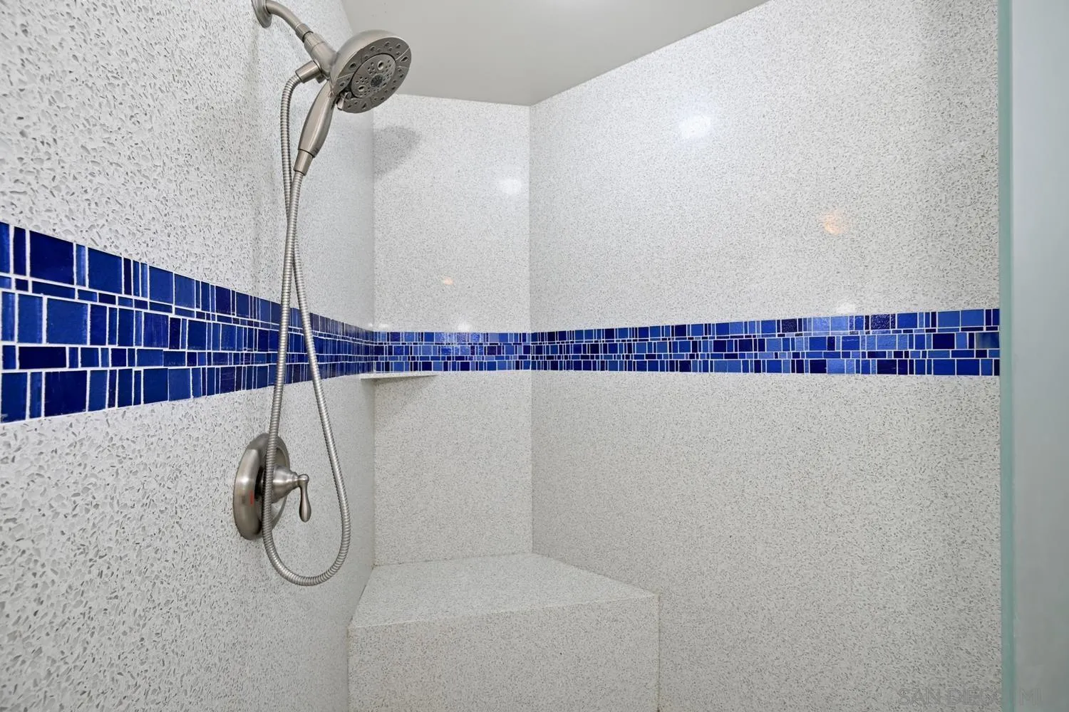 https://cdn.realtyfeed.com/cdn/127/250046117/408921f61f3def9862ed7e7f4b7ef4ed.webp