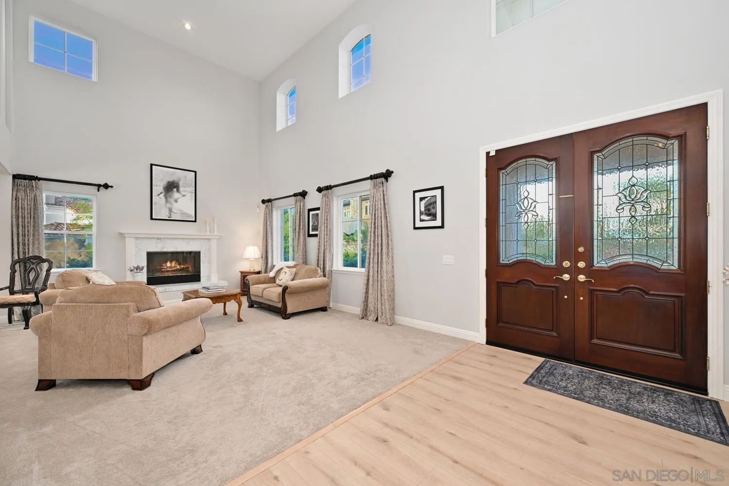 https://cdn.realtyfeed.com/cdn/127/250046117/542d5a10d1911998083869568c080bb6.webp