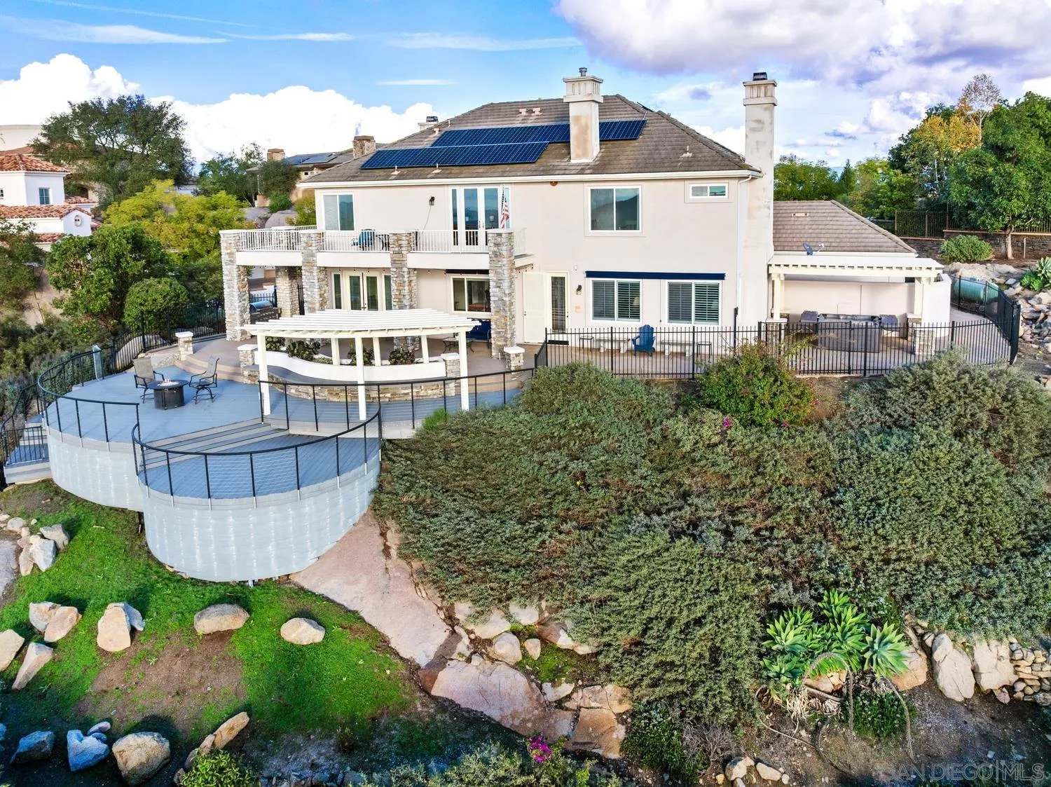 https://cdn.realtyfeed.com/cdn/127/250046117/6fb489278d176a785d7f3c3745fc7848.webp