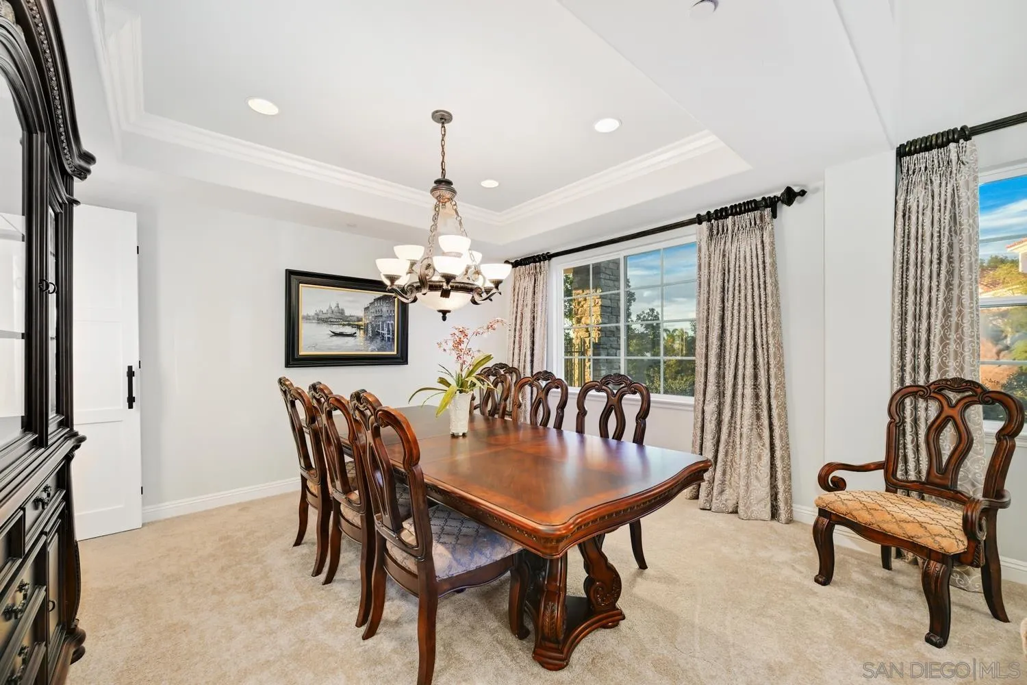 https://cdn.realtyfeed.com/cdn/127/250046117/f5918c6b1f62b9cbd0e63b1f35d8713c.webp