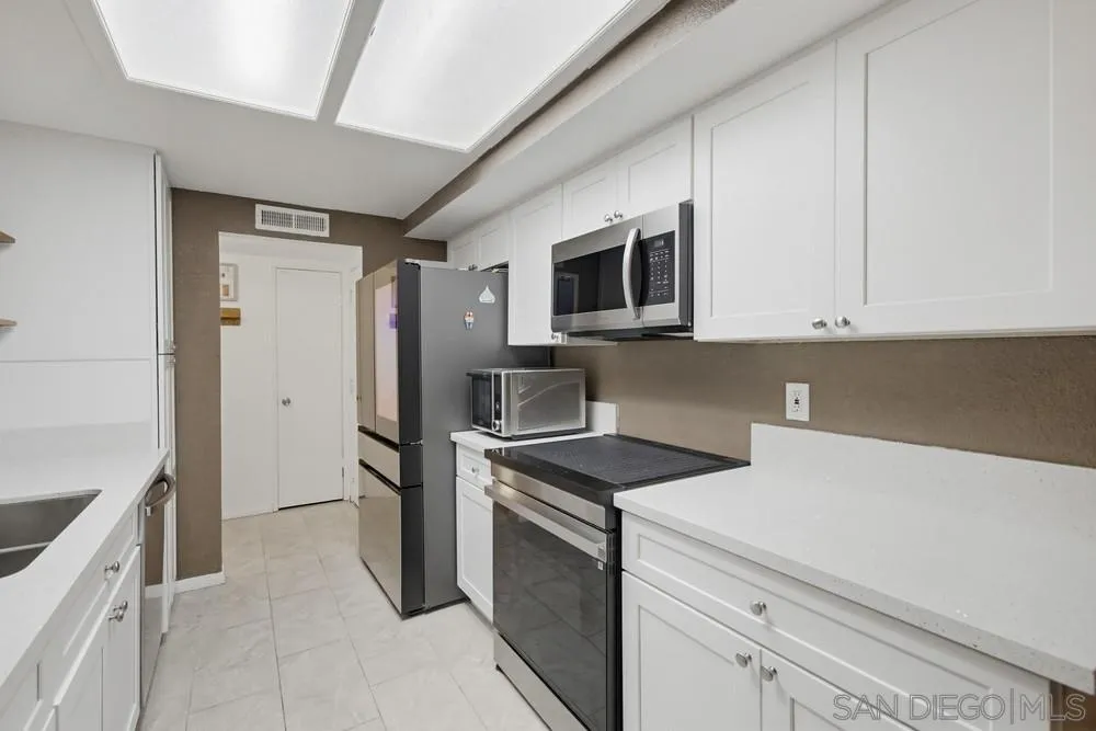 Photo #4: 250046128 Listing: Photo #4