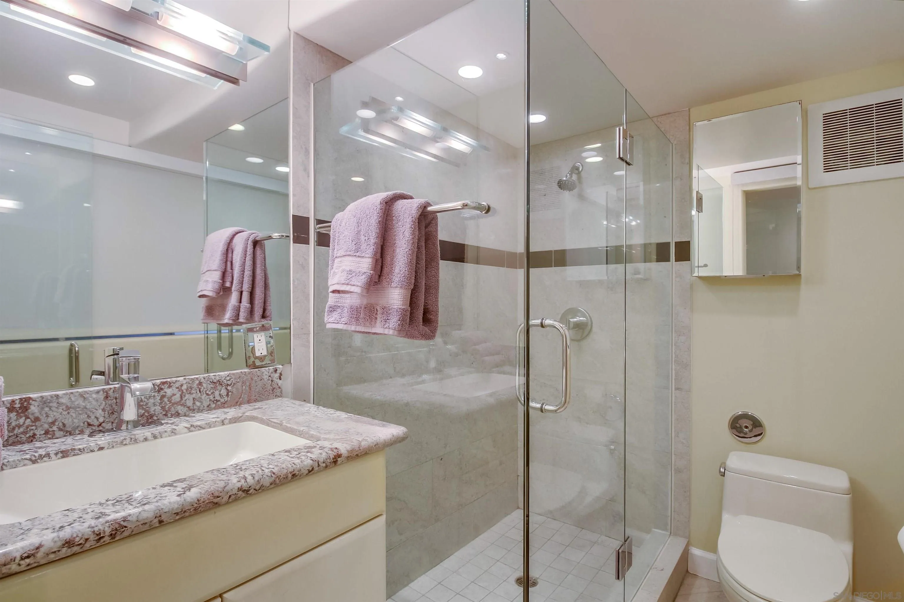 Photo #36: 250046134 Listing: Photo #36