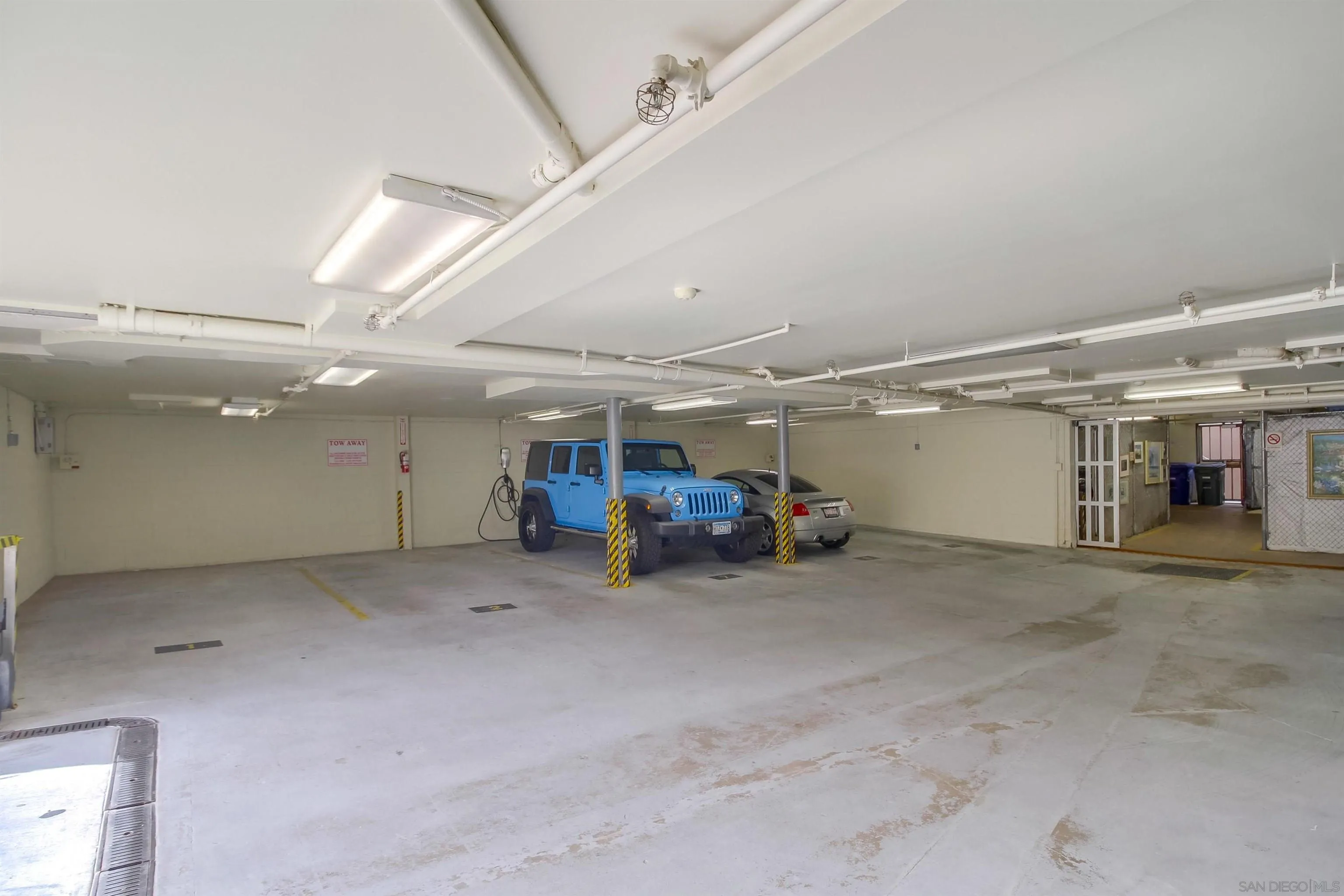 Photo #37: 250046134 Listing: Photo #37