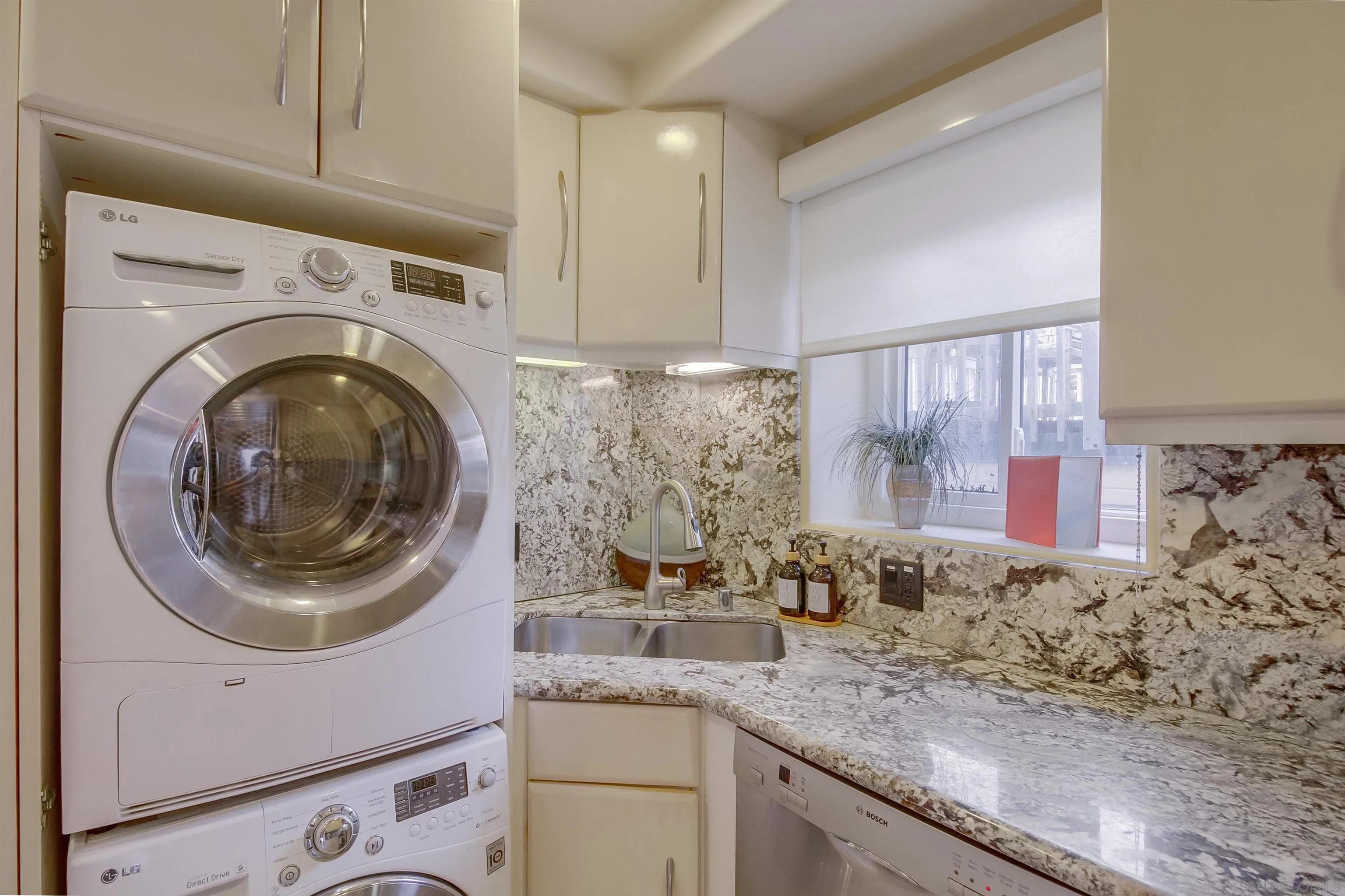 Photo #21: 250046134 Listing: Photo #21