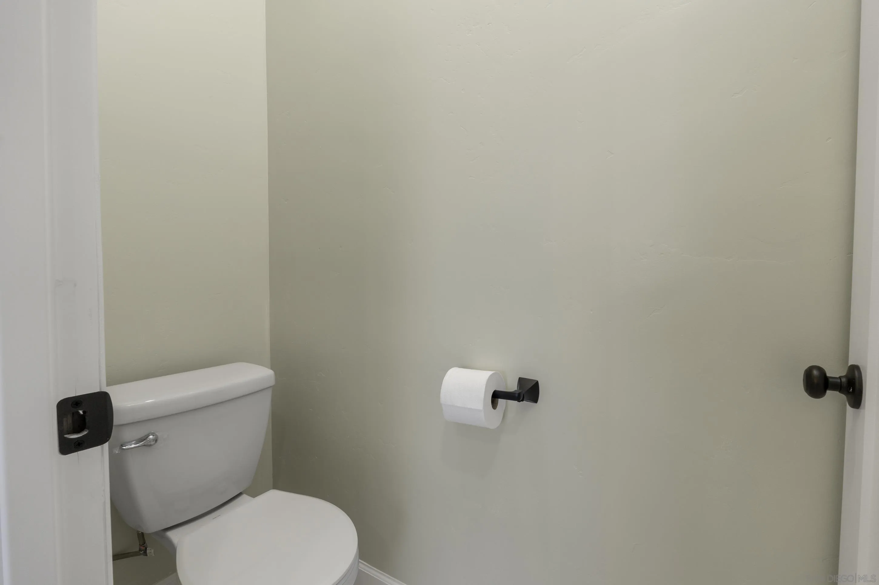 https://cdn.realtyfeed.com/cdn/127/250046152/7f6d6d4359ed2e19153f556d8241ed0f.webp