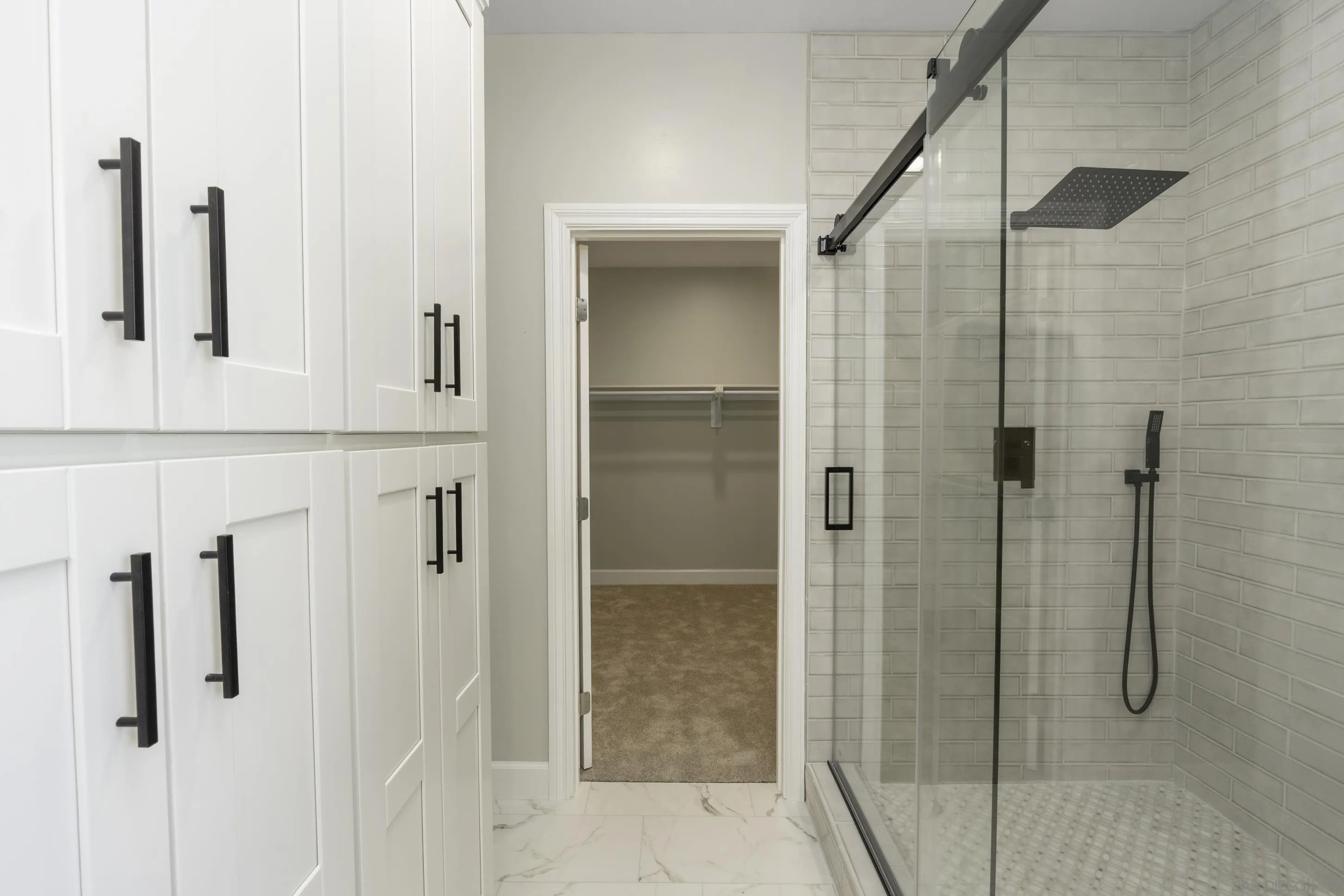 https://cdn.realtyfeed.com/cdn/127/250046152/8109678a966568131c9c8e3d6851033a.webp