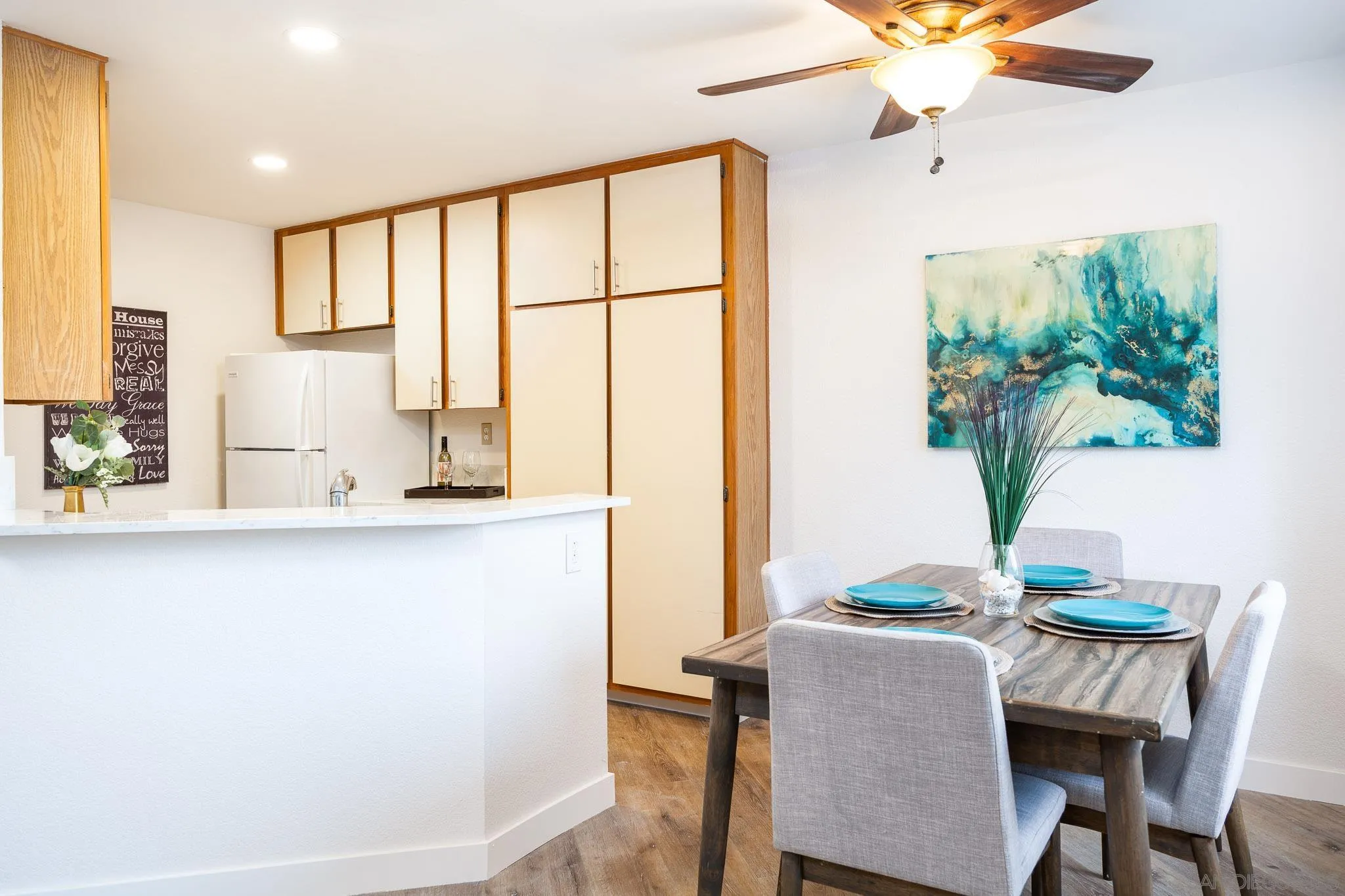 Photo #12: 250046162 Listing: Photo #12