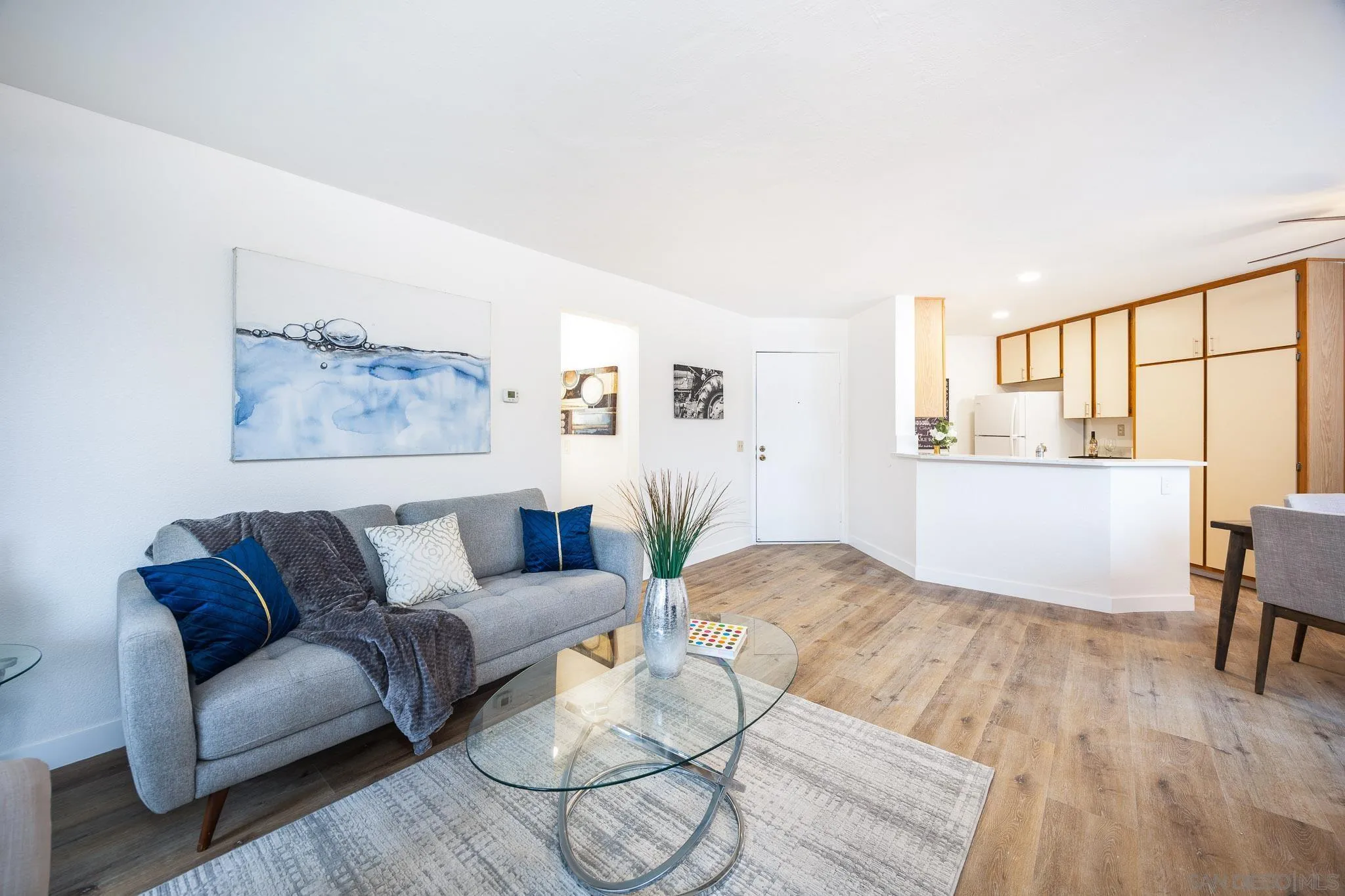 Photo #11: 250046162 Listing: Photo #11