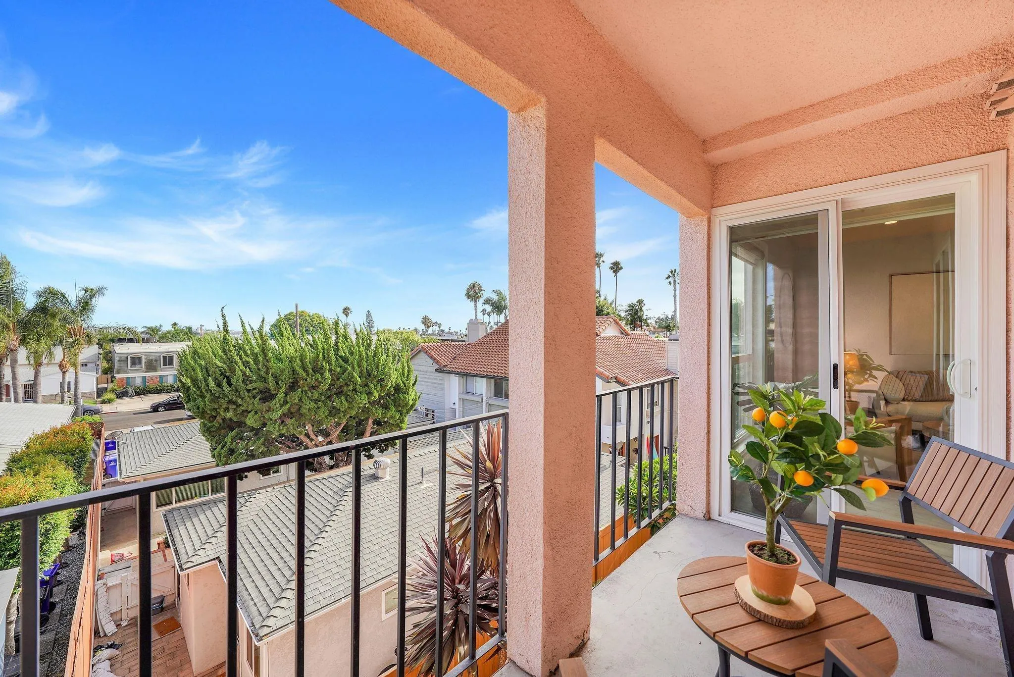 https://cdn.realtyfeed.com/cdn/127/250046172/1bb149137e0e8ed575013da982843b8c.webp