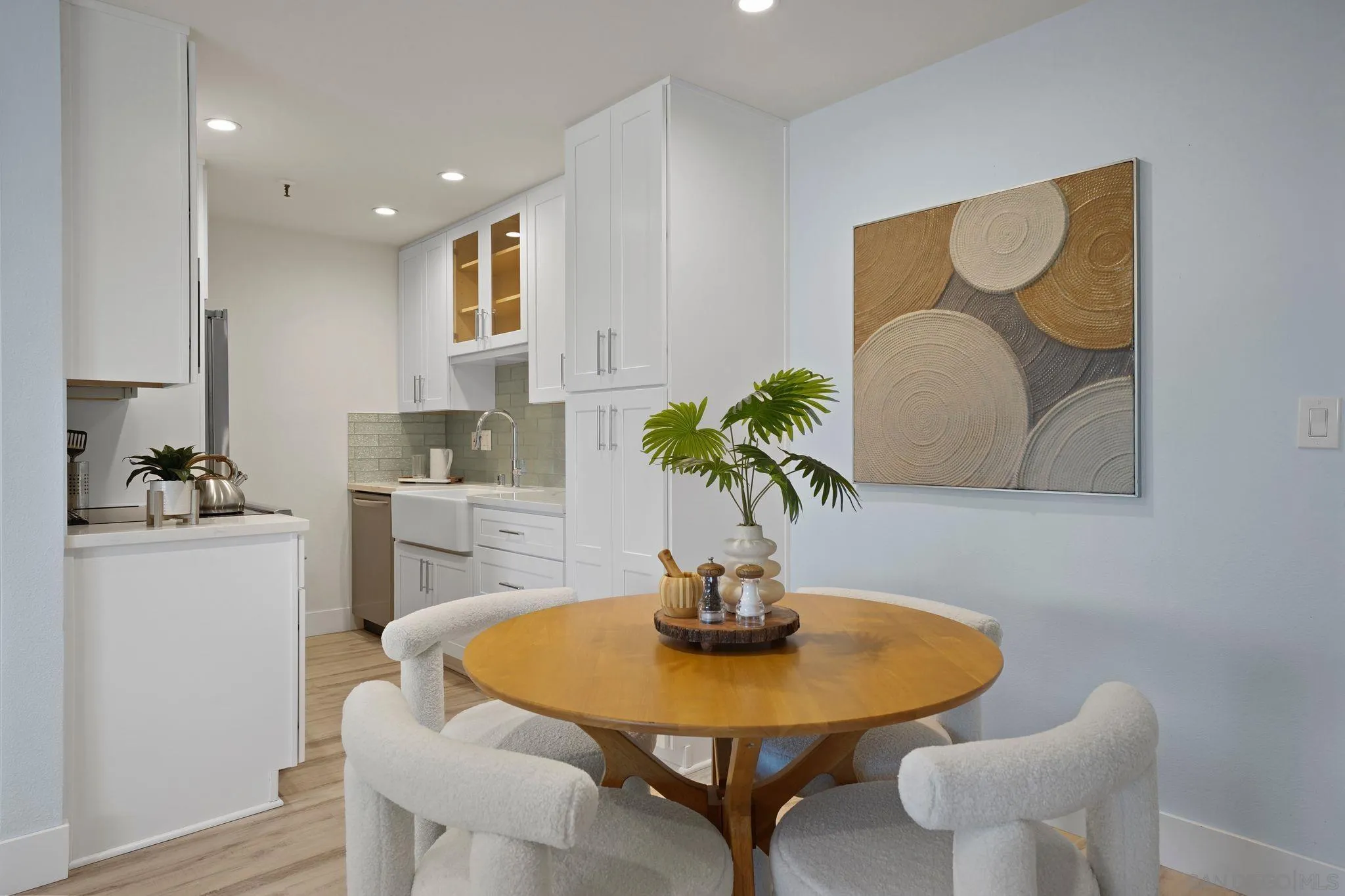 https://cdn.realtyfeed.com/cdn/127/250046172/95b45317b105b214fe68bf677f741895.webp