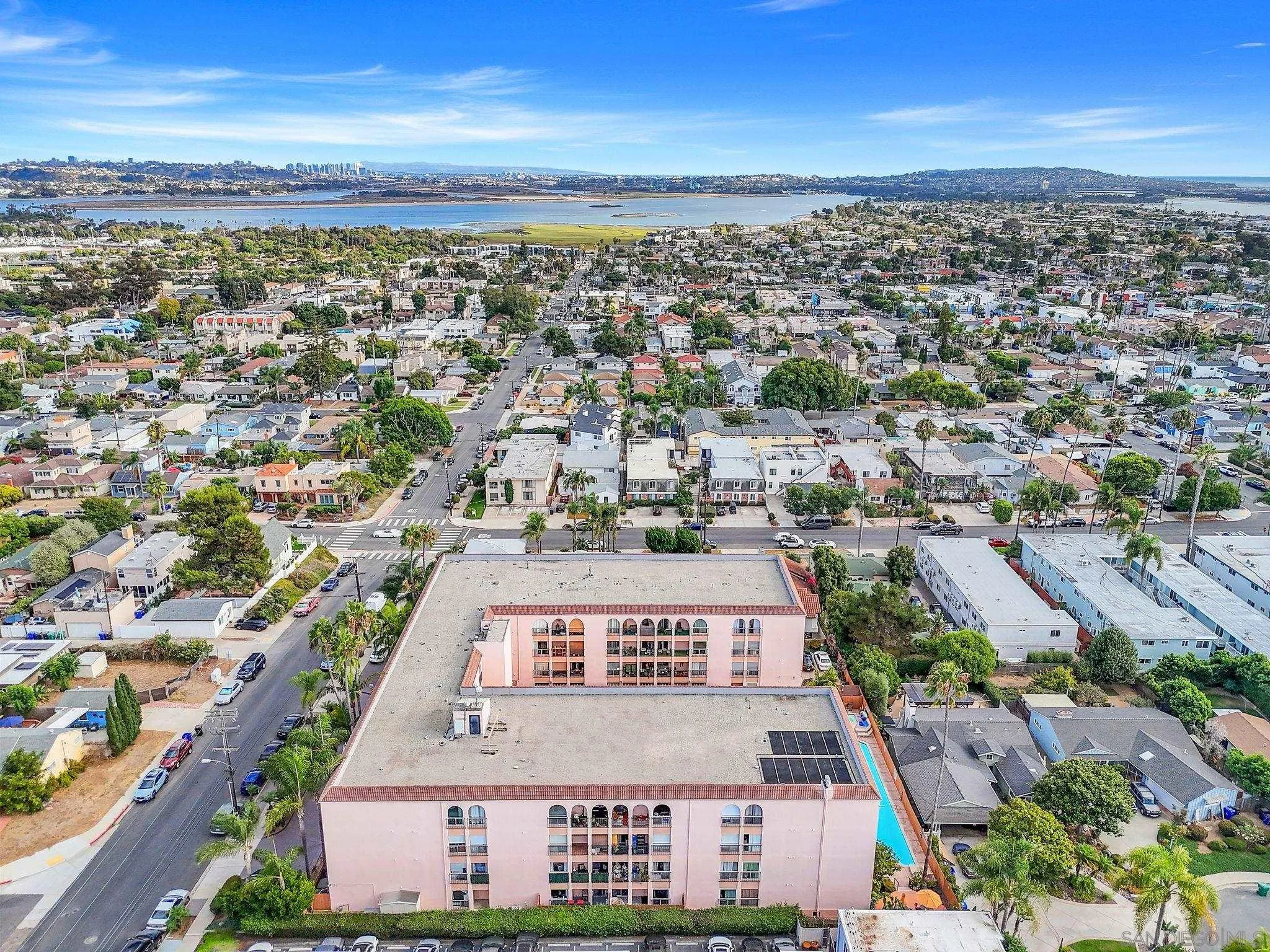 https://cdn.realtyfeed.com/cdn/127/250046172/9b9ca0c2c613c72b117b1b3b9bfc0ba3.webp