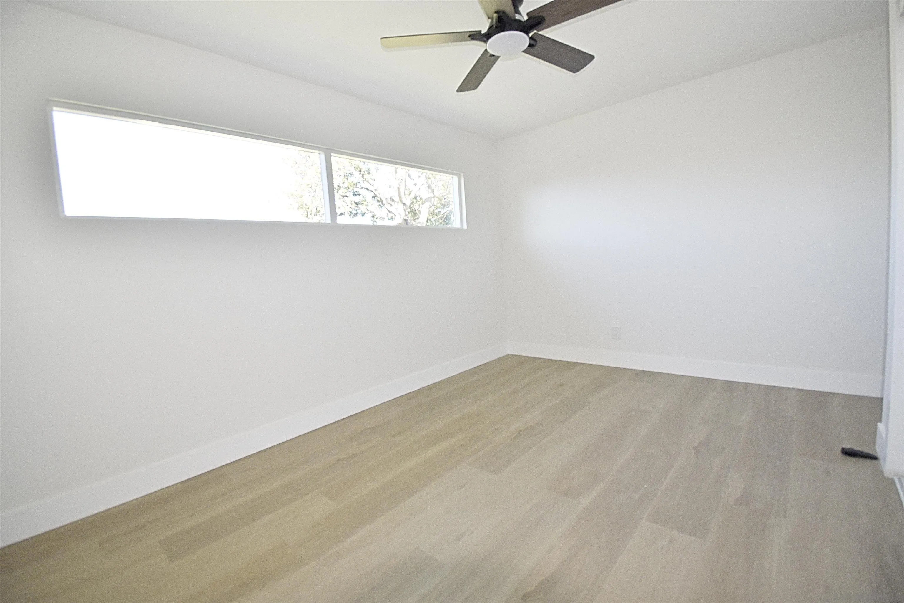 https://cdn.realtyfeed.com/cdn/127/250046177/fe3e582e487e4a796c1196c11081f139.webp