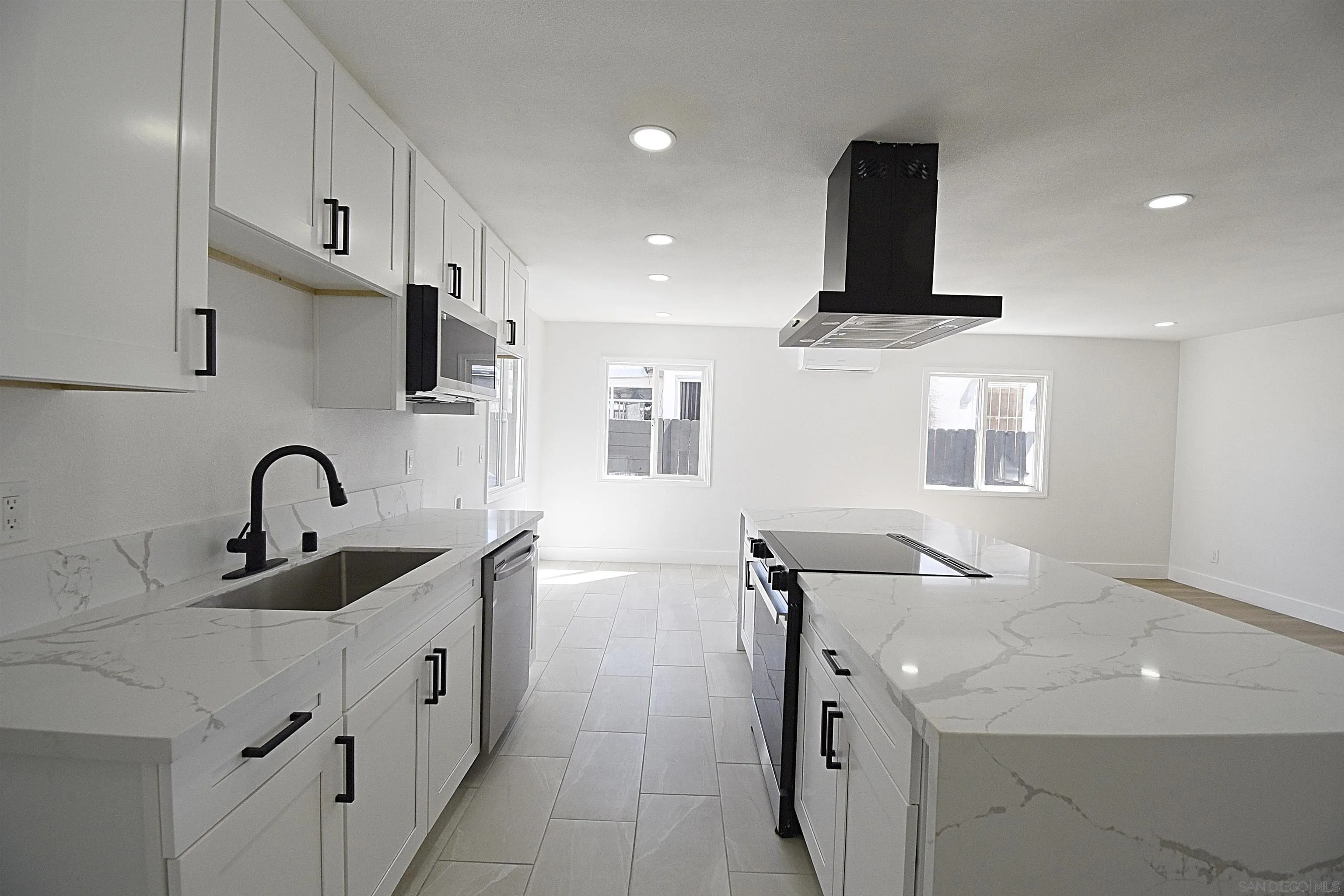 https://cdn.realtyfeed.com/cdn/127/250046178/b31abc58912d2aa1957734c50ec13a24.webp