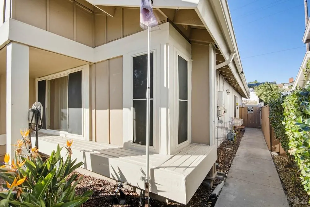 Photo #3: 250046180 Listing: Photo #3