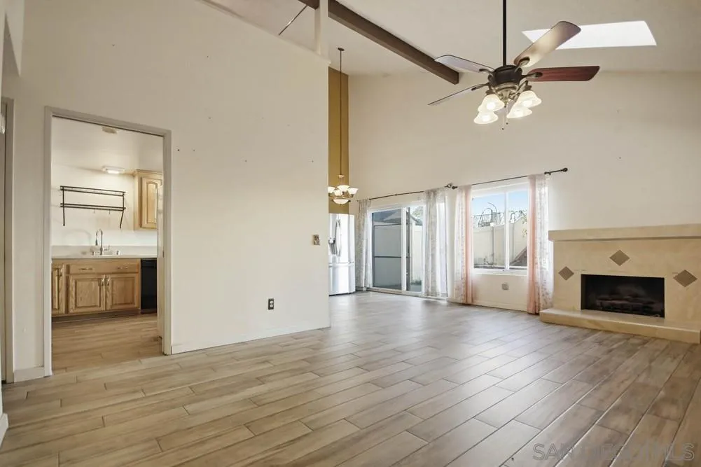 Photo #5: 250046180 Listing: Photo #5