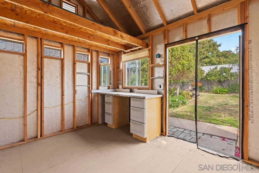 https://cdn.realtyfeed.com/cdn/127/250046191/2976cf8022460079714016bf3421ad14.webp