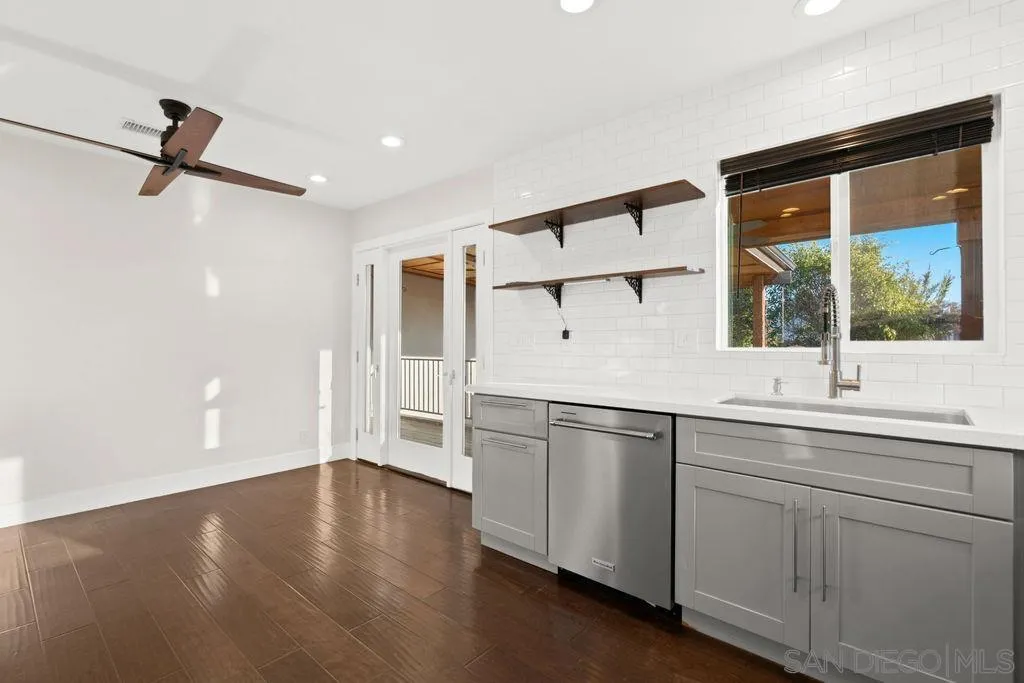 https://cdn.realtyfeed.com/cdn/127/250046191/4ff5674825526154fef140ec854bc7a0.webp