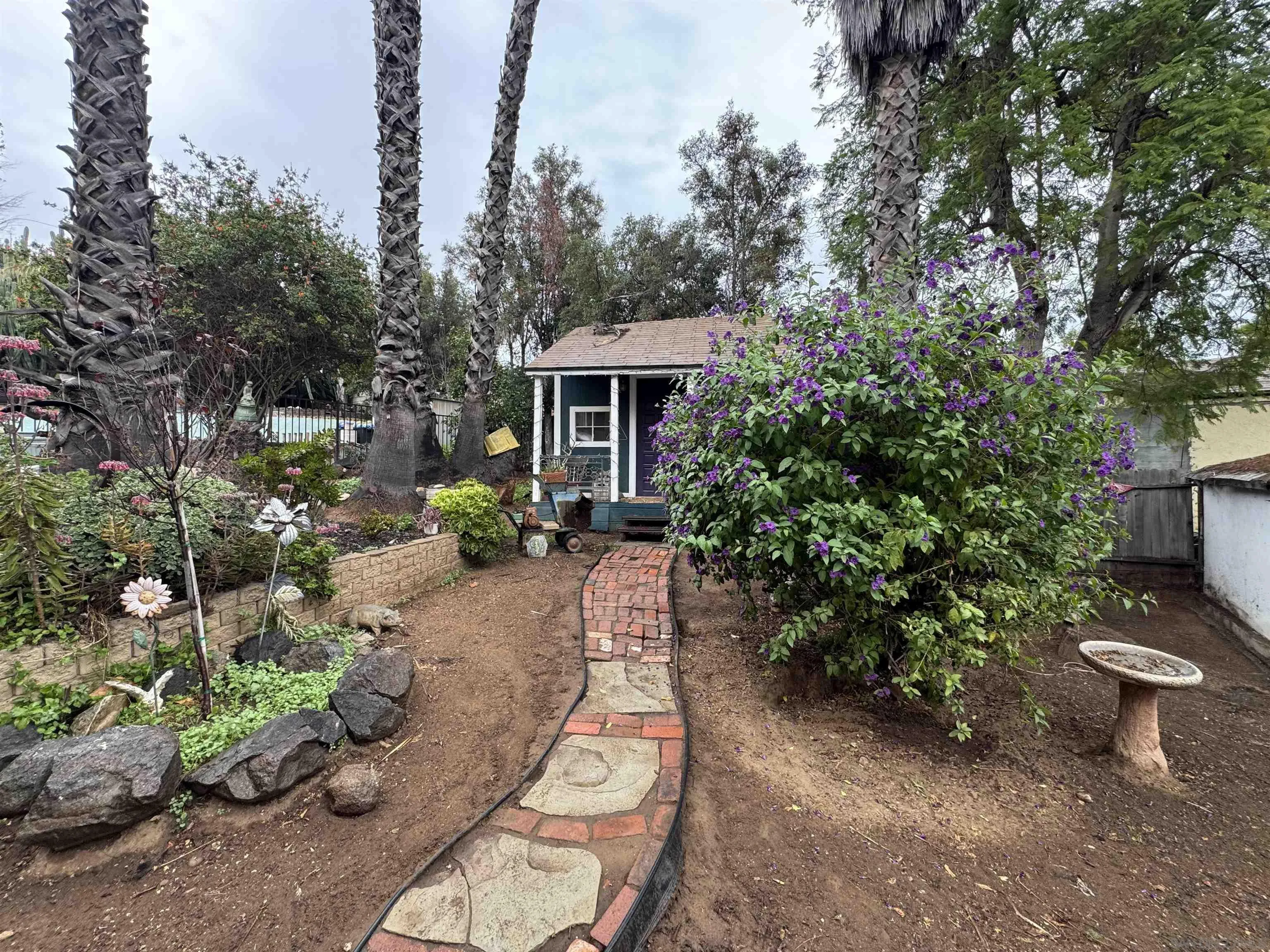 https://cdn.realtyfeed.com/cdn/127/250046196/6aacb866adcda67245574d22b8d56407.webp