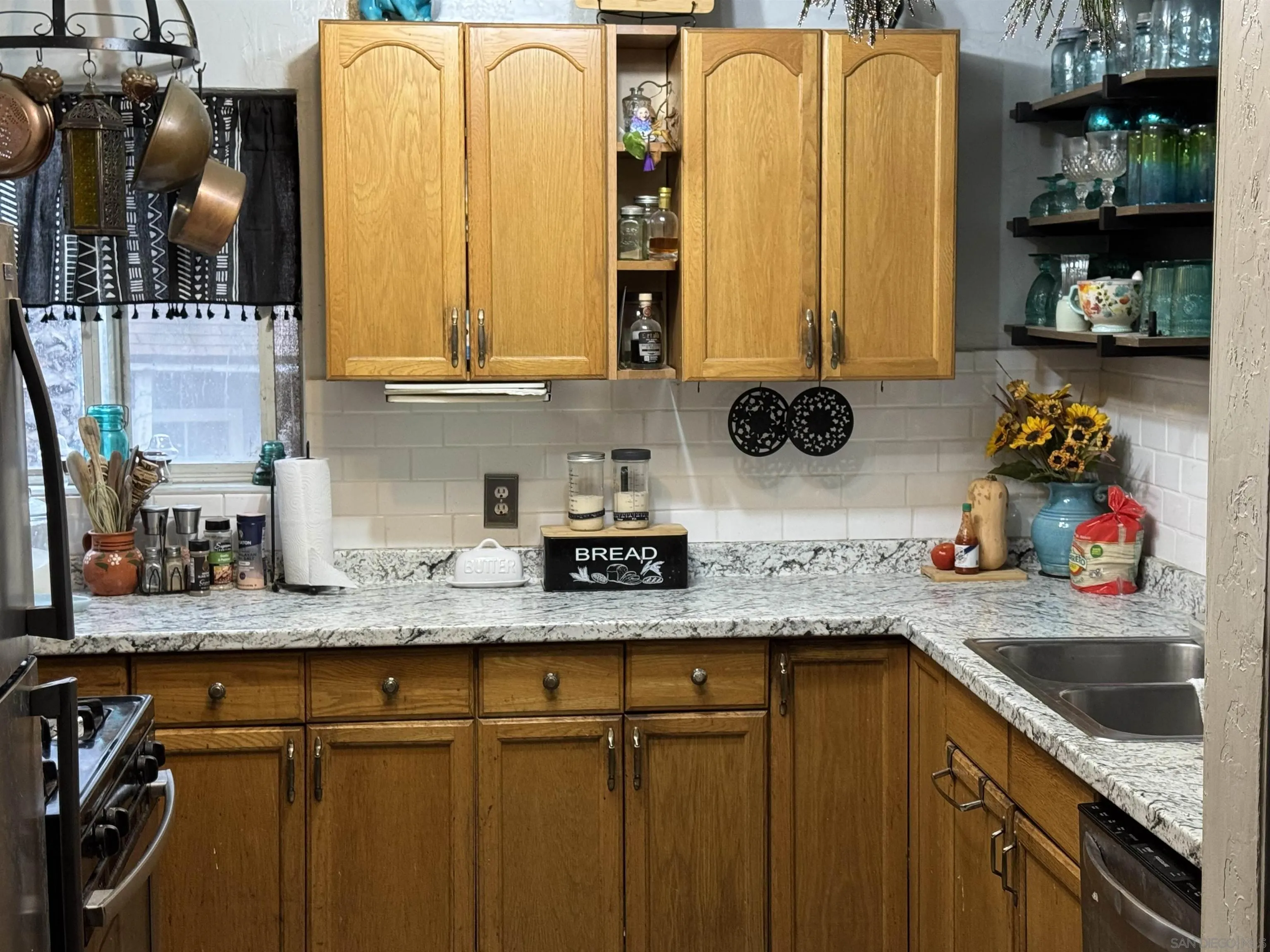 https://cdn.realtyfeed.com/cdn/127/250046196/be56491f4938c10d033c57c142466650.webp