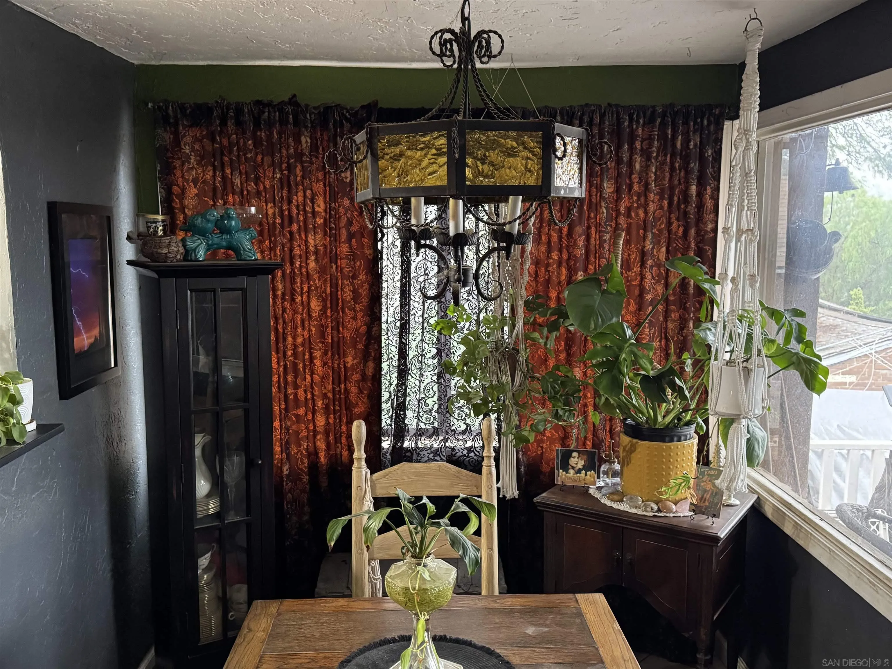 https://cdn.realtyfeed.com/cdn/127/250046196/c3c79222aa276de278bd5ac526409b19.webp