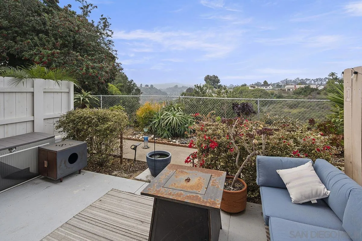 Photo #12: 250046199 Listing: Photo #12