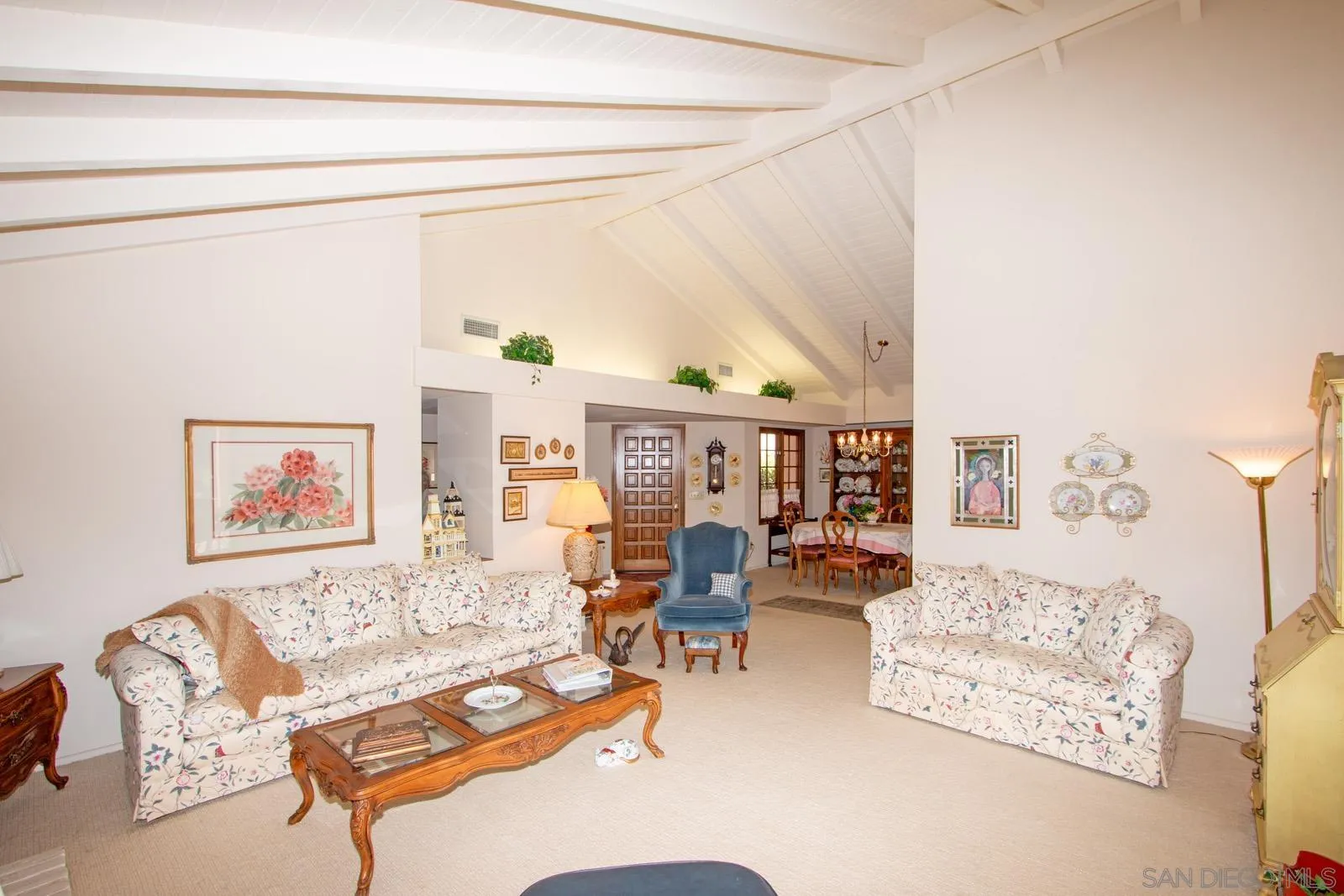 https://cdn.realtyfeed.com/cdn/127/250046204/0cca0ec9f298c83abd16c0d37b4796bf.webp