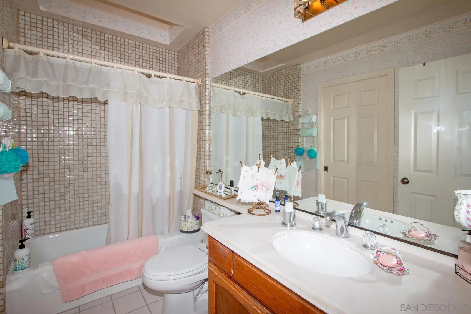 https://cdn.realtyfeed.com/cdn/127/250046204/3ac4c060ad022571aac81eacc94158e7.webp