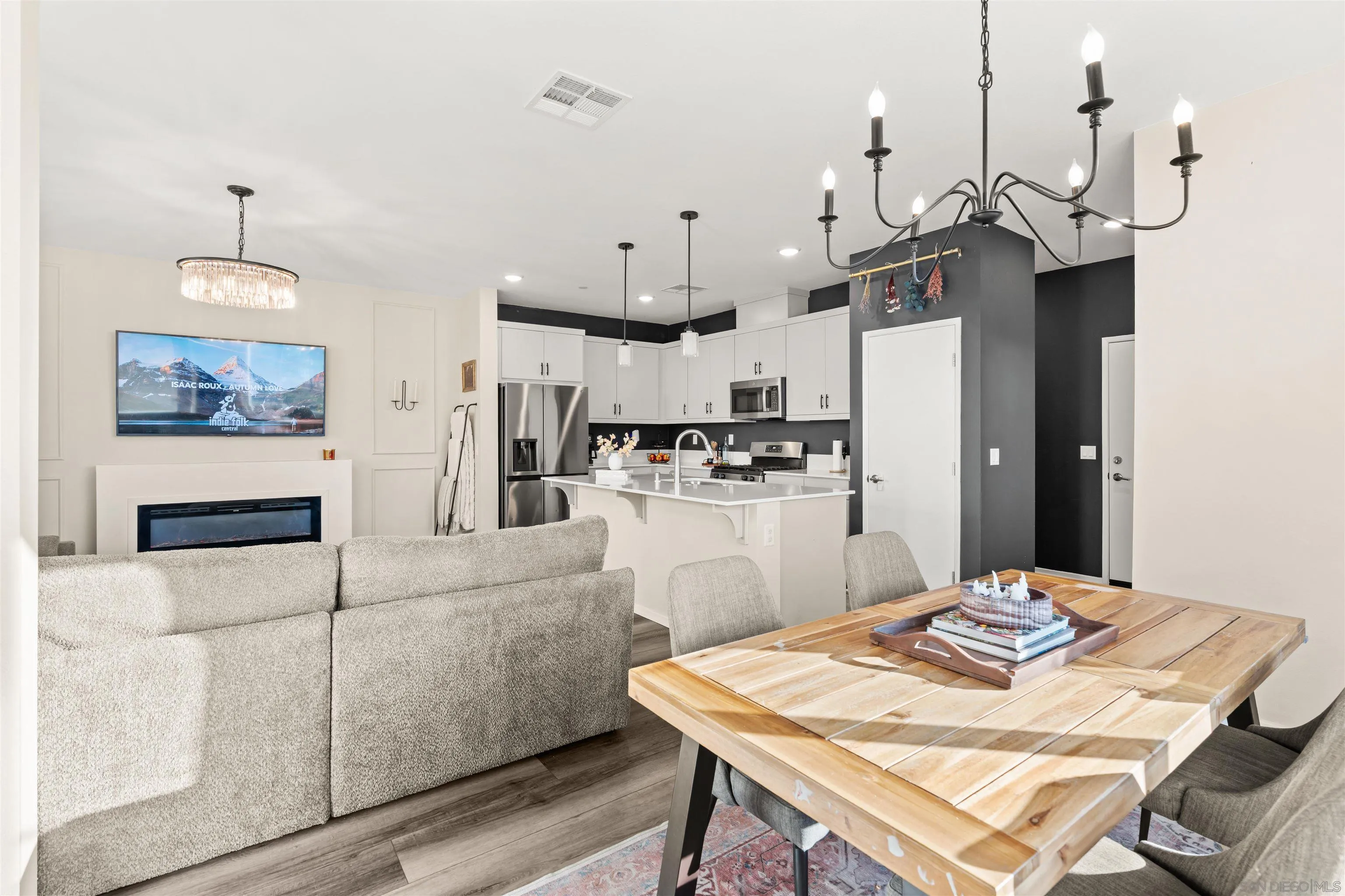 Photo #7: 250046205 Listing: Photo #7