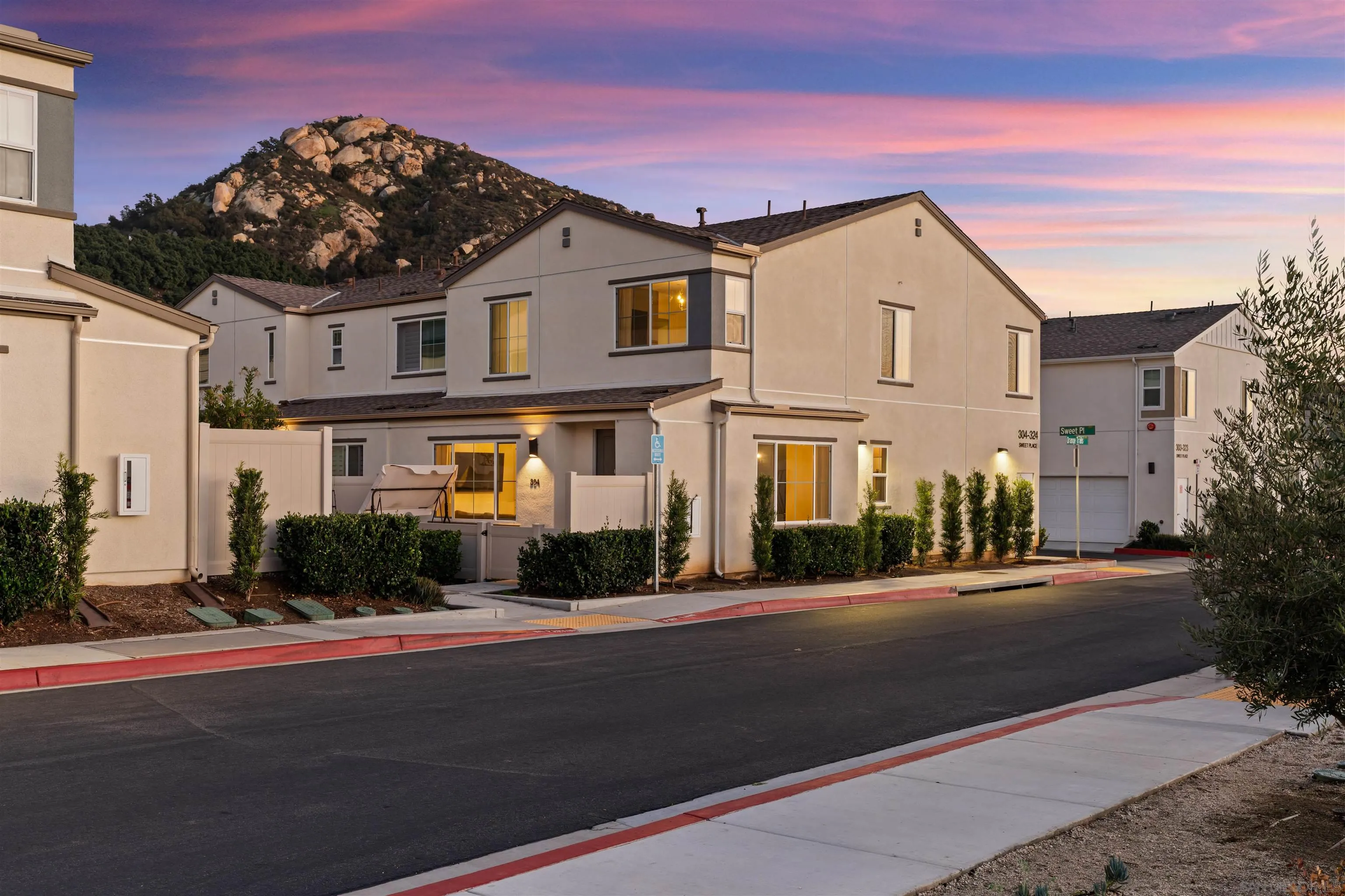 Photo #5: 250046205 Listing: Photo #5