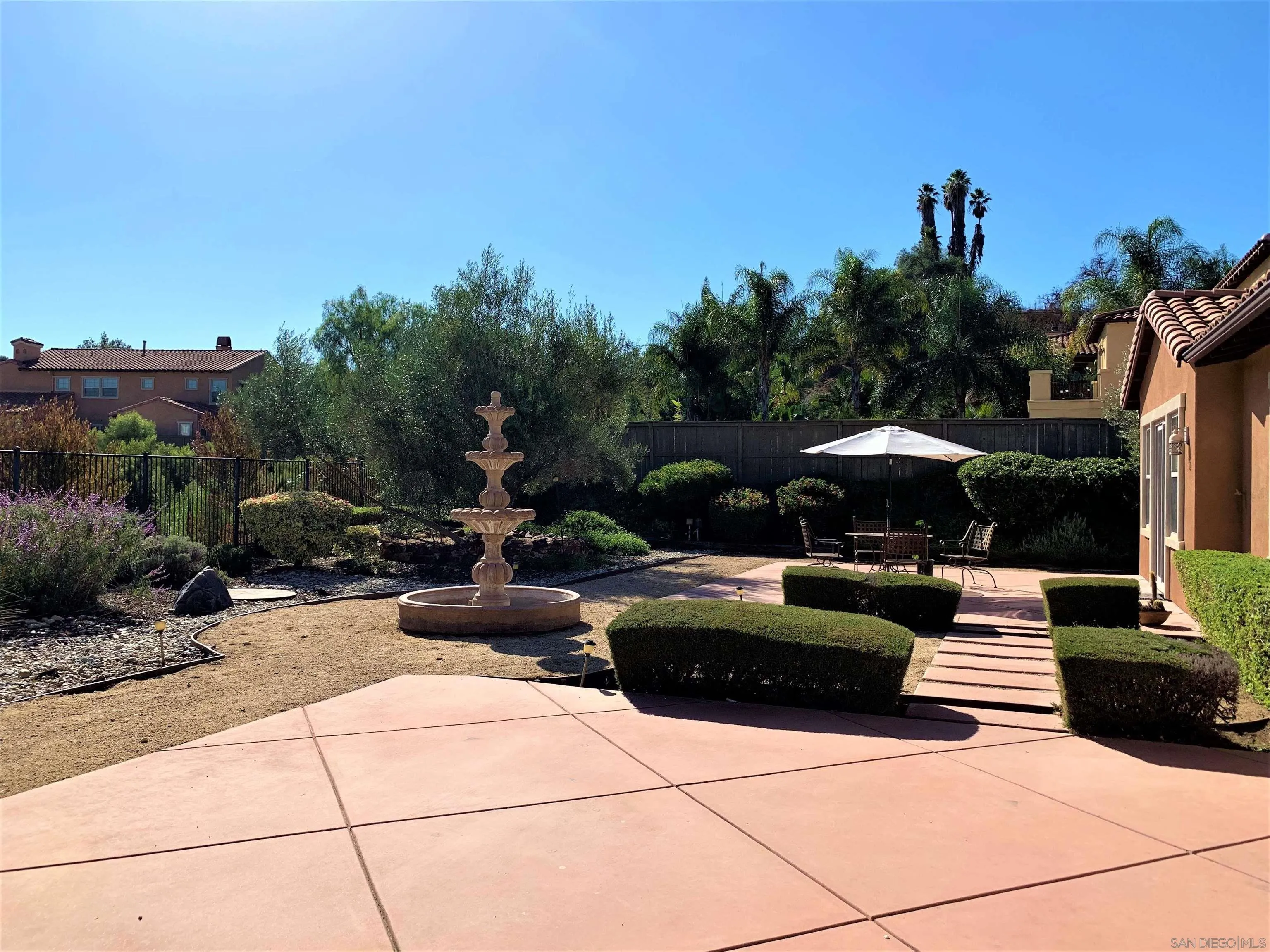https://cdn.realtyfeed.com/cdn/127/250046216/a627d06573423a0670c038a637ea8a3a.webp