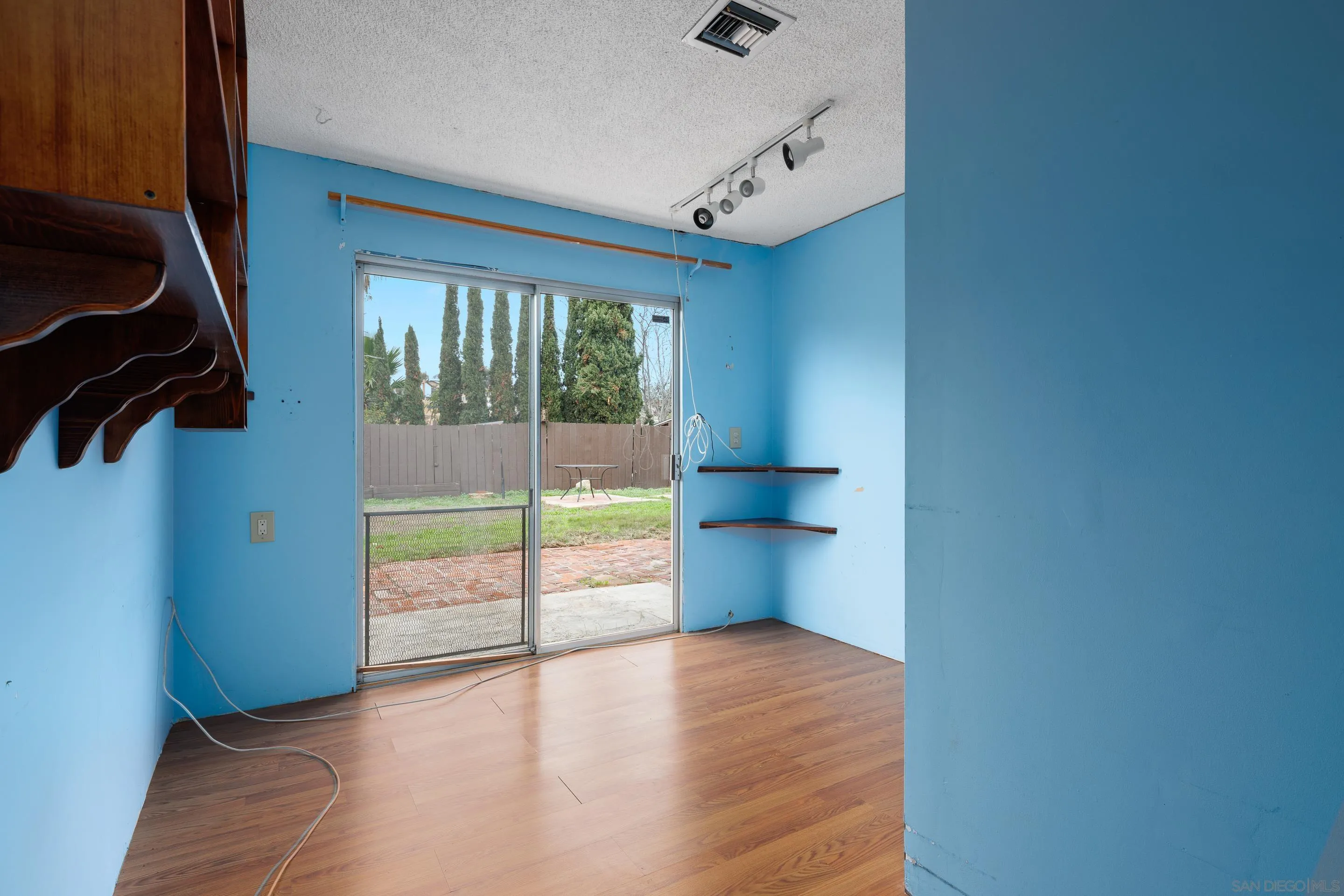 https://cdn.realtyfeed.com/cdn/127/250046227/5d588d95fb63730f10ec2ba7f40e4c25.webp