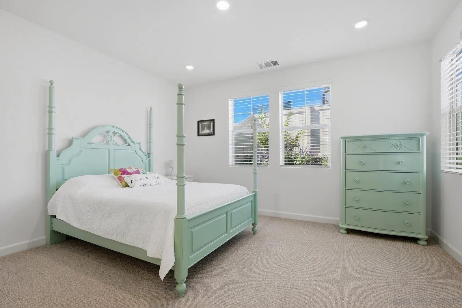 Photo #16: 250046229 Listing: Photo #16