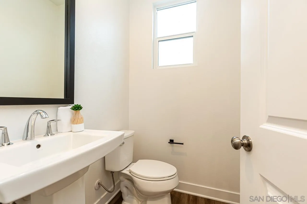 Photo #14: 250046230 Listing: Photo #14