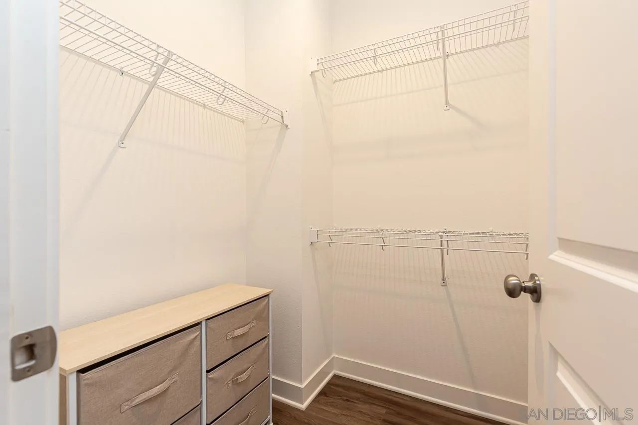 Photo #23: 250046230 Listing: Photo #23