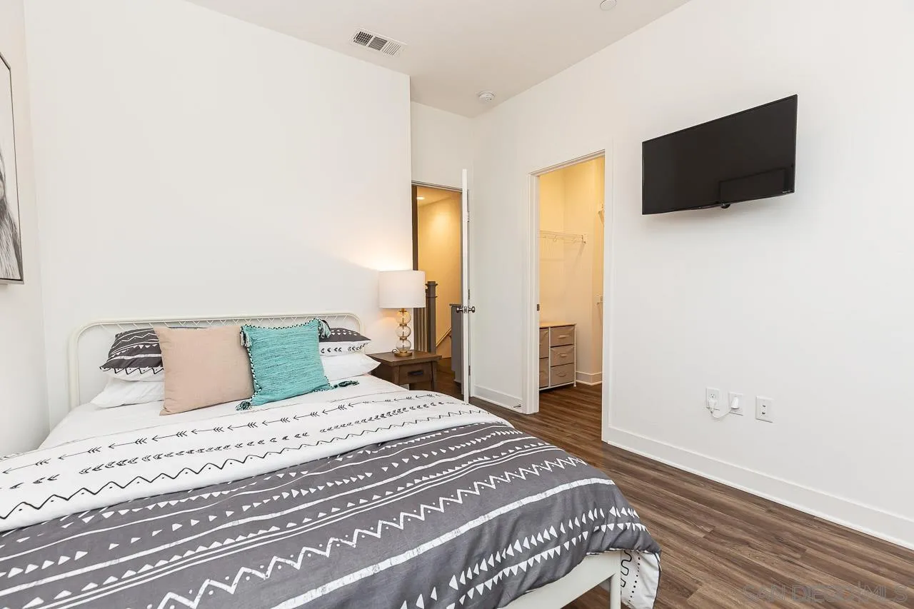 Photo #19: 250046230 Listing: Photo #19