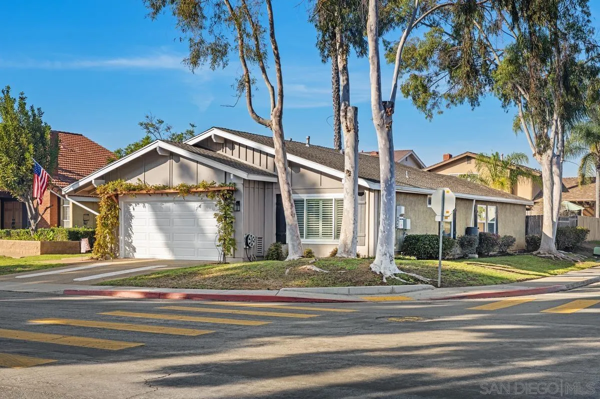 https://cdn.realtyfeed.com/cdn/127/250046237/20f1fa04d986483548b1d780536596b4.webp