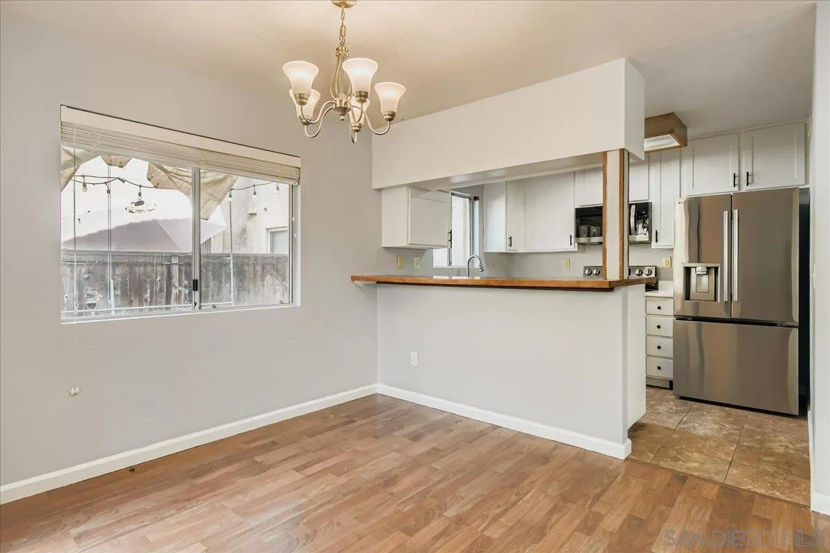 Photo #9: 250046242 Listing: Photo #9