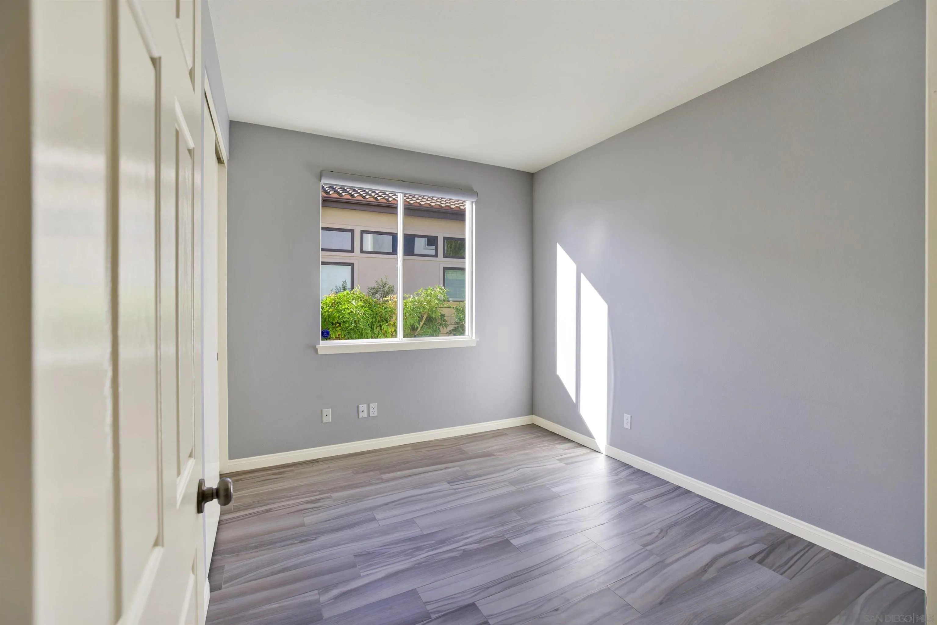 https://cdn.realtyfeed.com/cdn/127/250046245/2412344351da8e00d04faf172a999d5c.webp