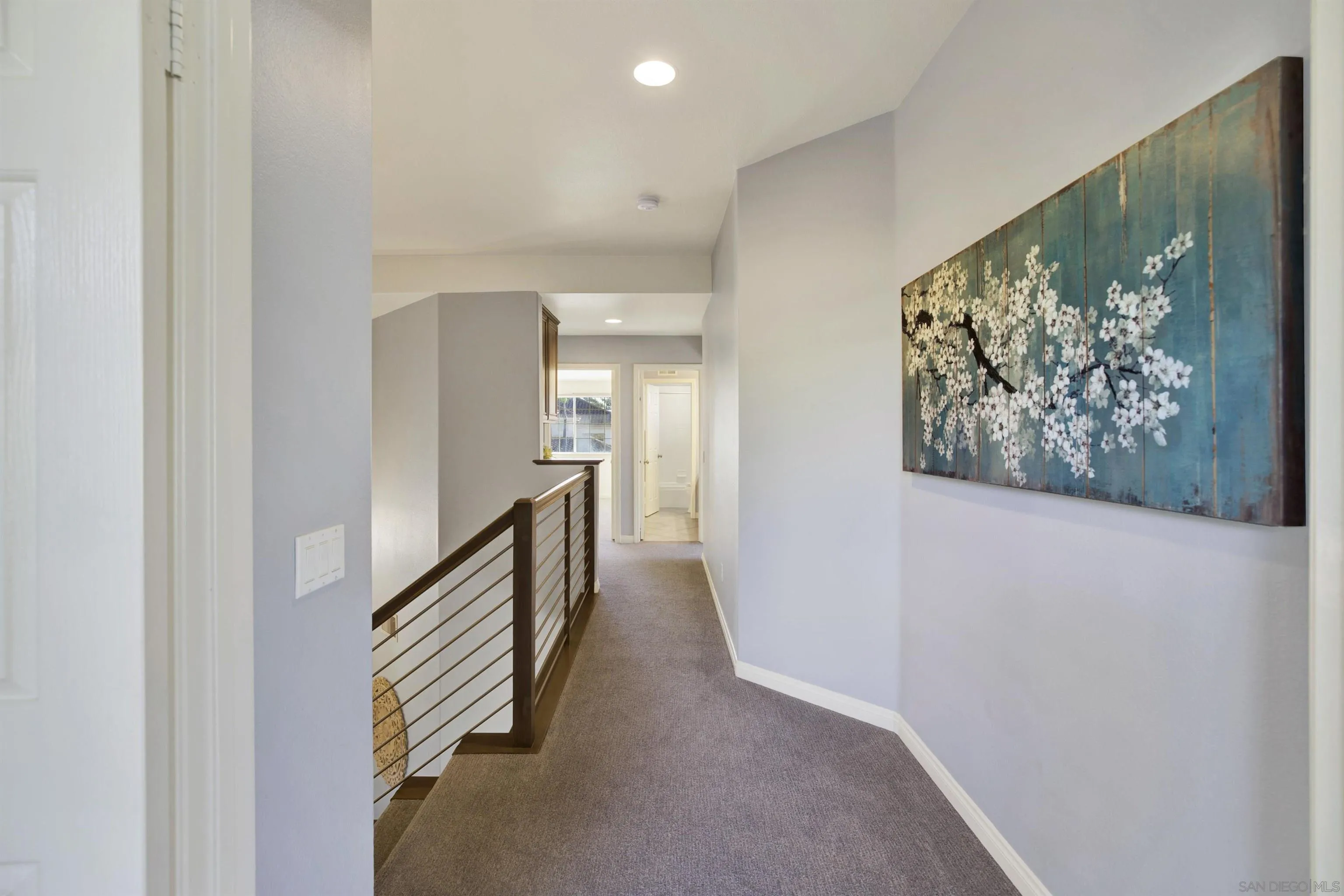 https://cdn.realtyfeed.com/cdn/127/250046245/378e84fffdf5062bcaad146e055af304.webp