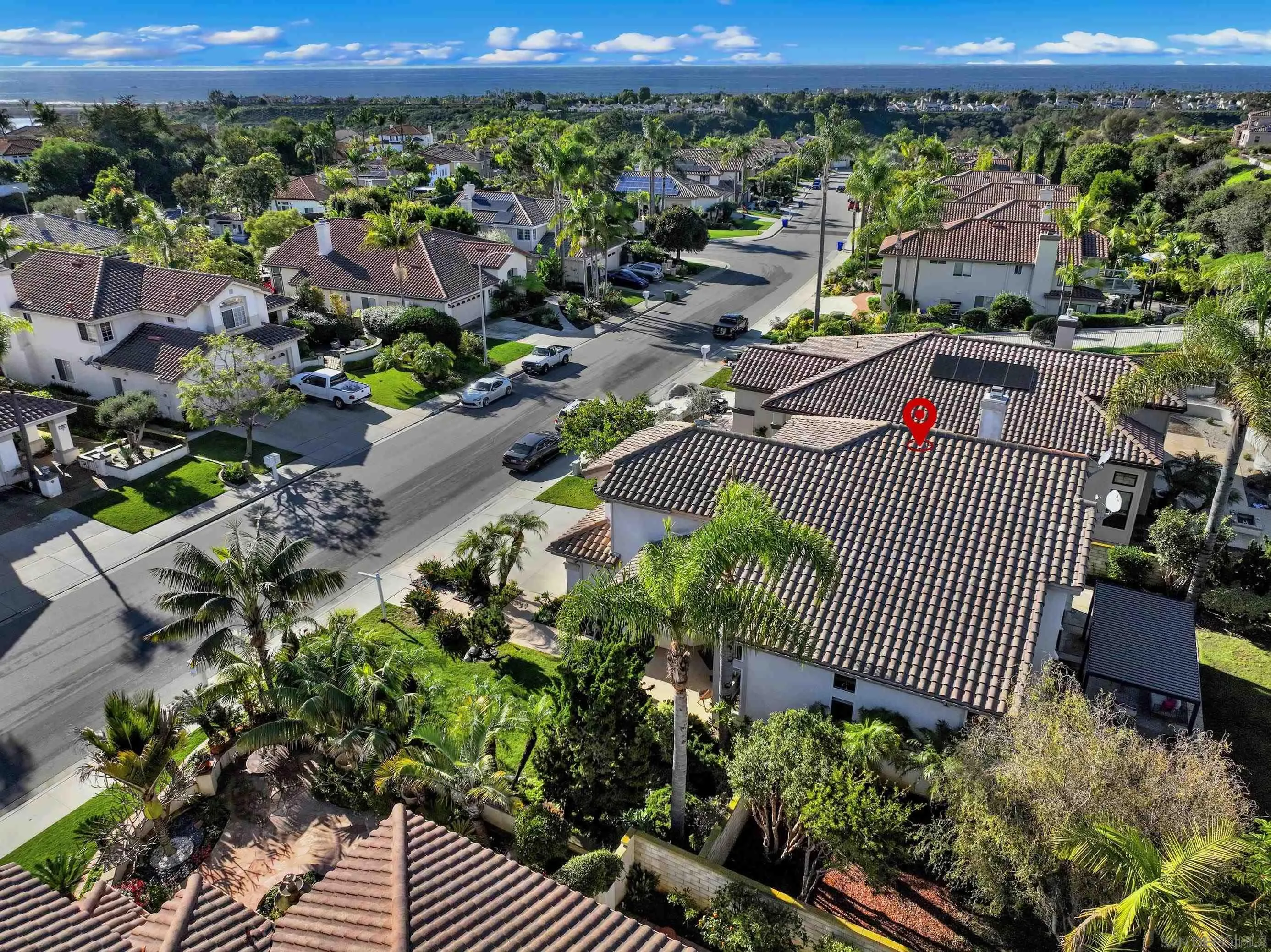 https://cdn.realtyfeed.com/cdn/127/250046245/44b529fa5d819018d77fc1df551a9bdd.webp
