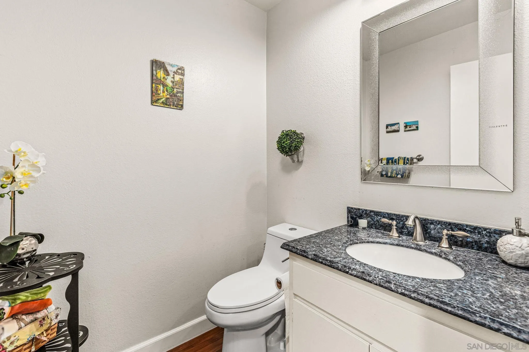https://cdn.realtyfeed.com/cdn/127/250046248/c6b3c42e3464a5950a678d92a3e147b2.webp