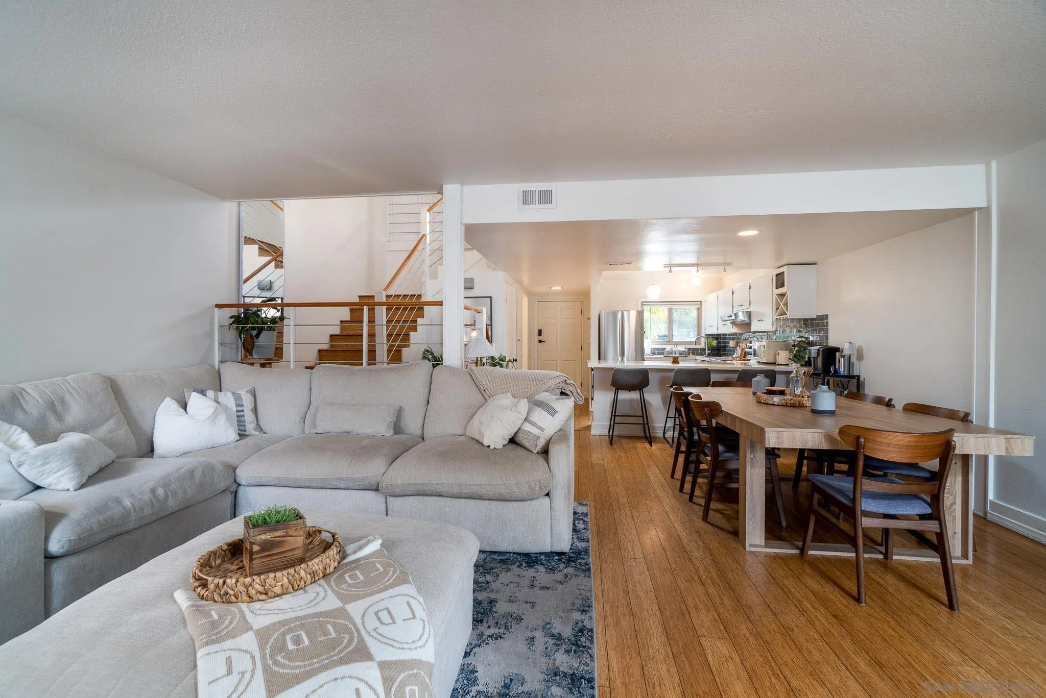 Photo #8: 250046254 Listing: Photo #8