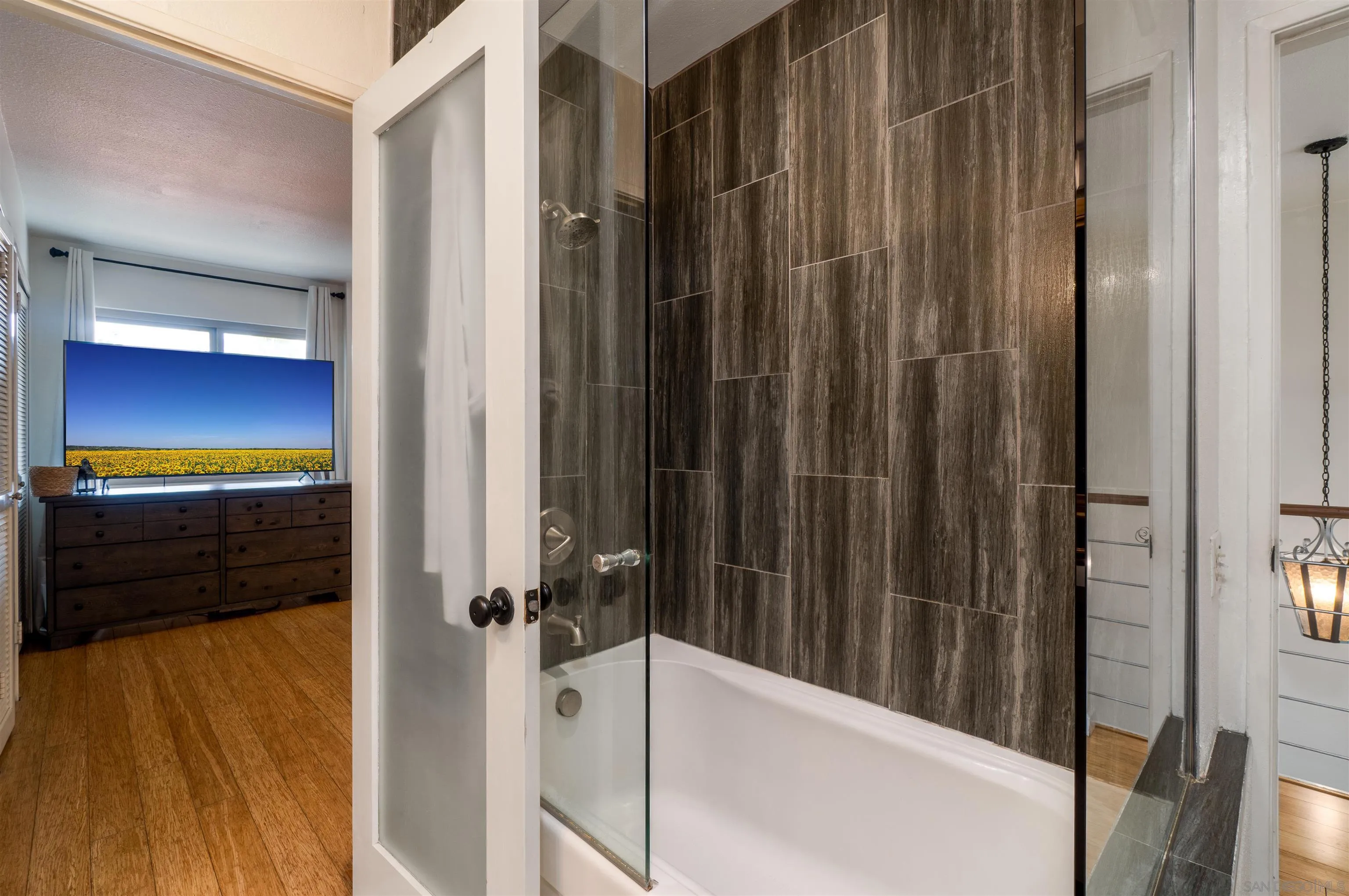 Photo #25: 250046254 Listing: Photo #25