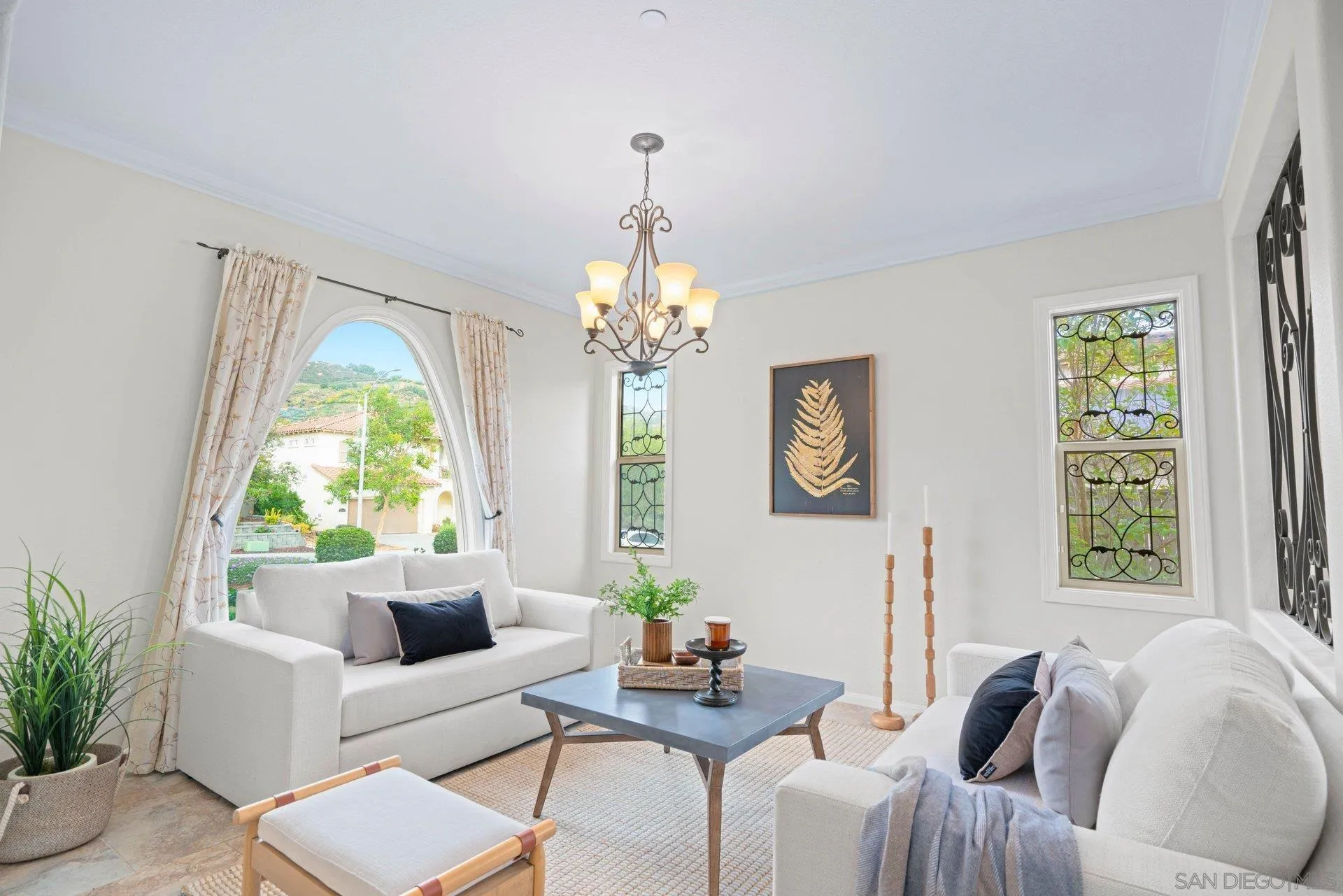 https://cdn.realtyfeed.com/cdn/127/250046255/e190f2d6070059953f9d898e3da0f692.webp