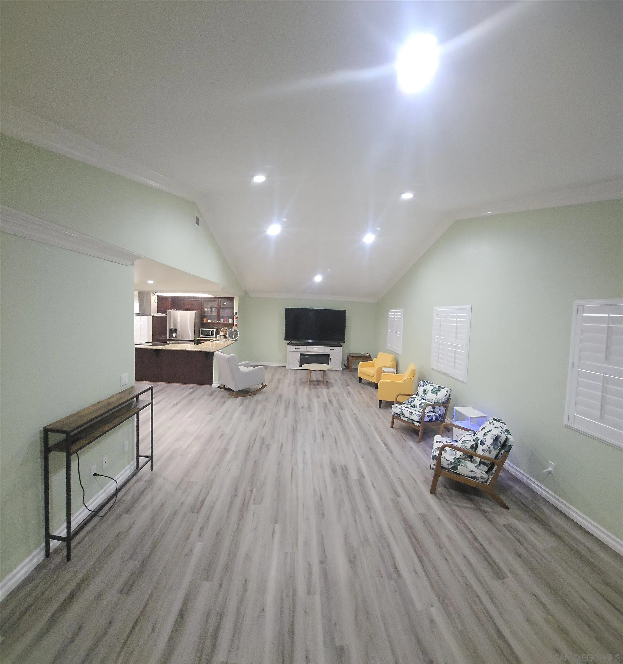 1095 Stillwell, San Diego, CA, 92114