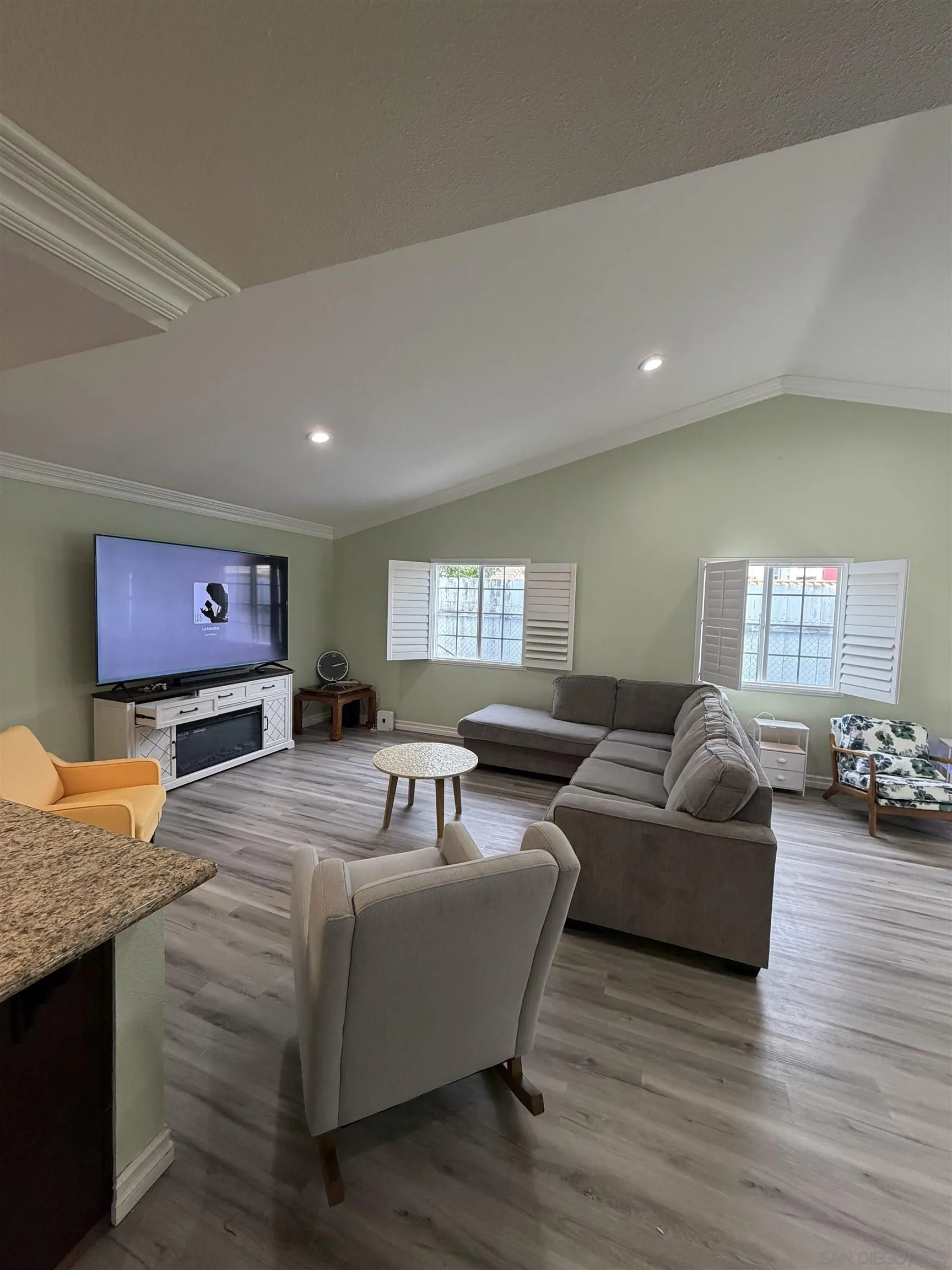 1095 Stillwell, San Diego, CA, 92114