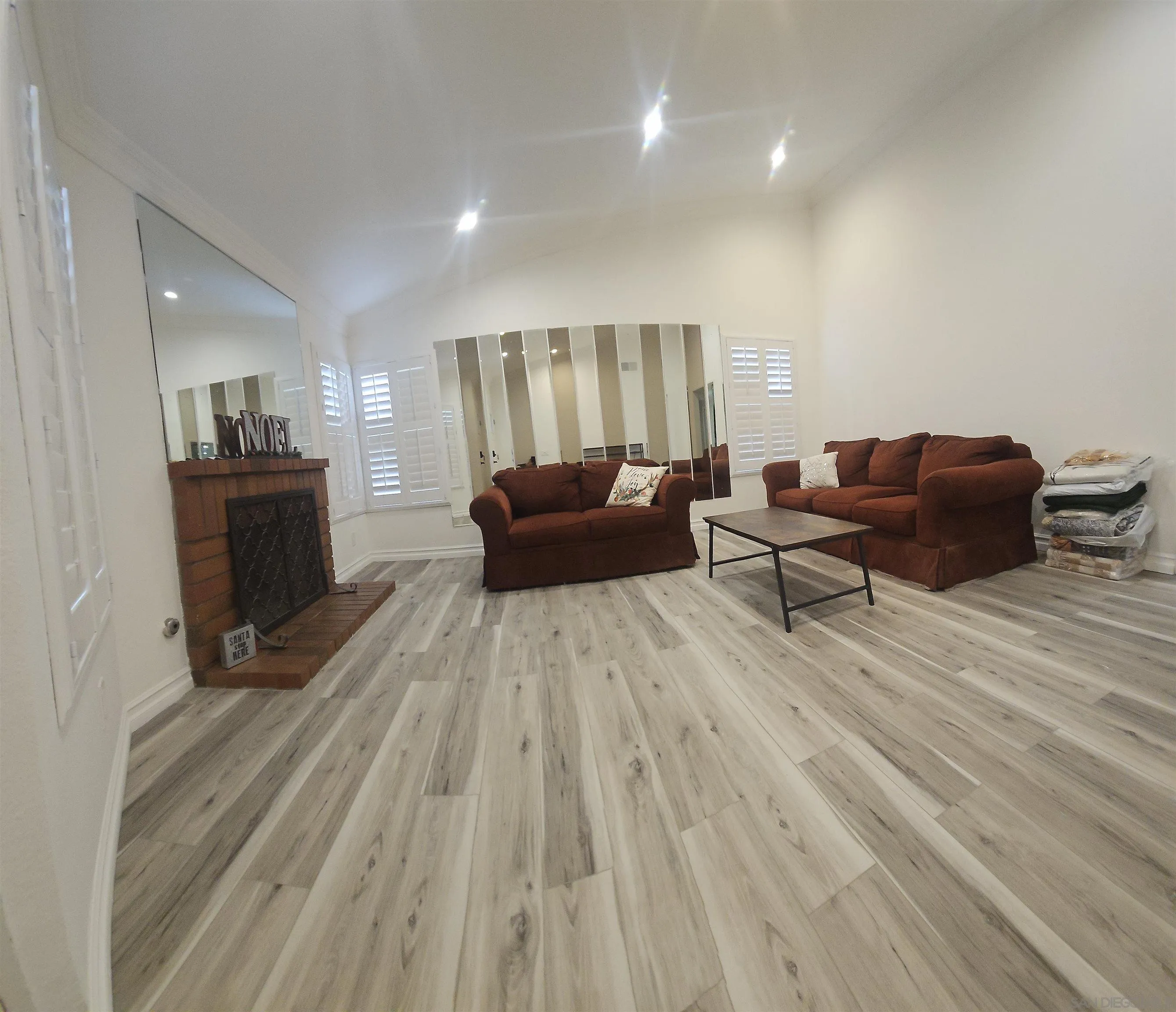 1095 Stillwell, San Diego, CA, 92114