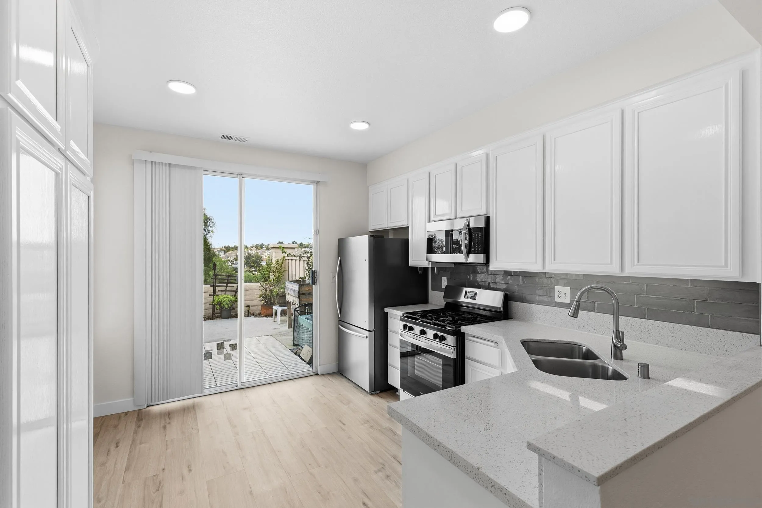 Photo #12: 250046264 Listing: Photo #12