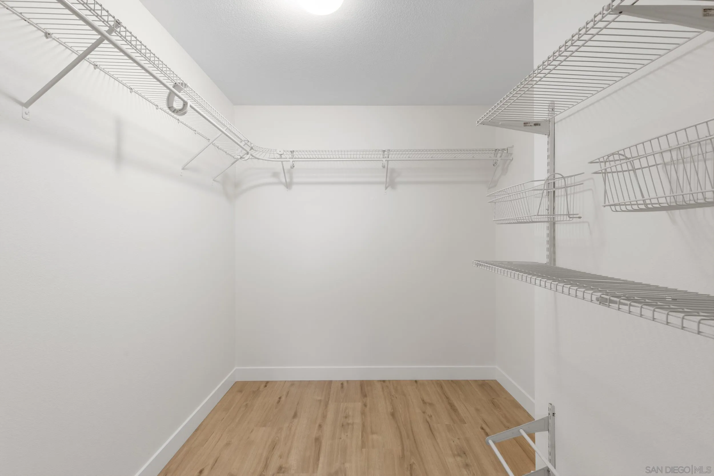 Photo #30: 250046264 Listing: Photo #30