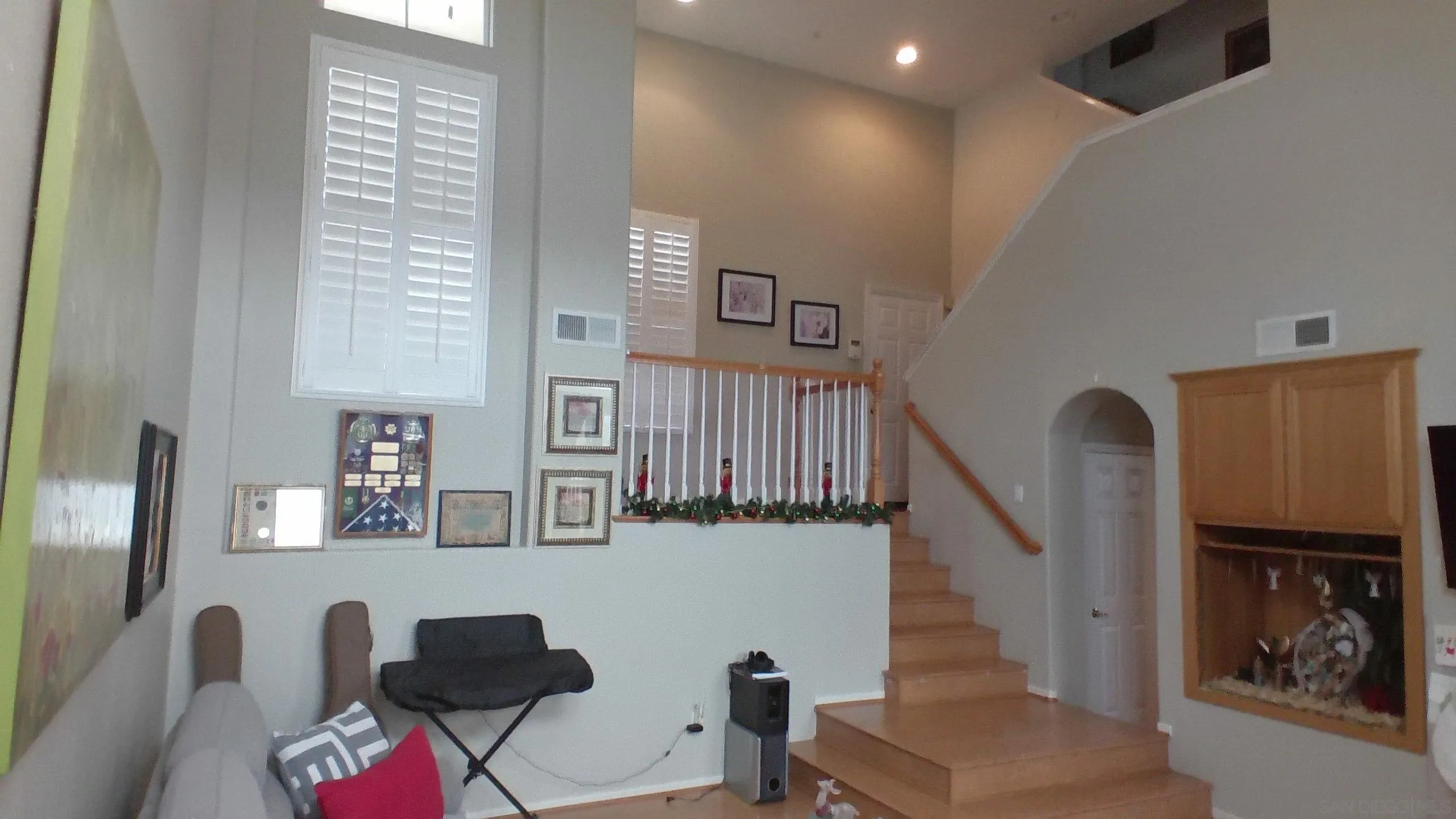 https://cdn.realtyfeed.com/cdn/127/250046269/500d88d98d120387715863d157c6ae41.webp